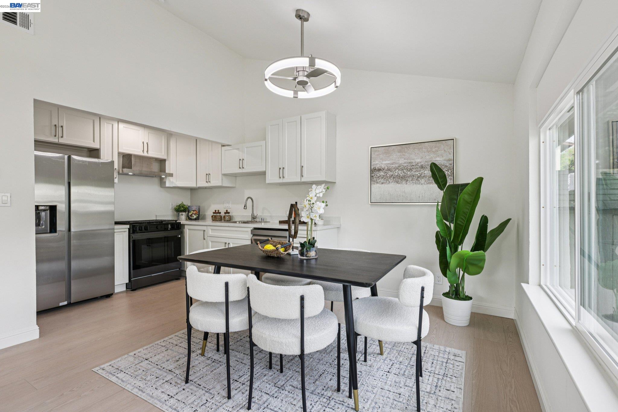 Photo #9: 41127372 Listing: Photo #9