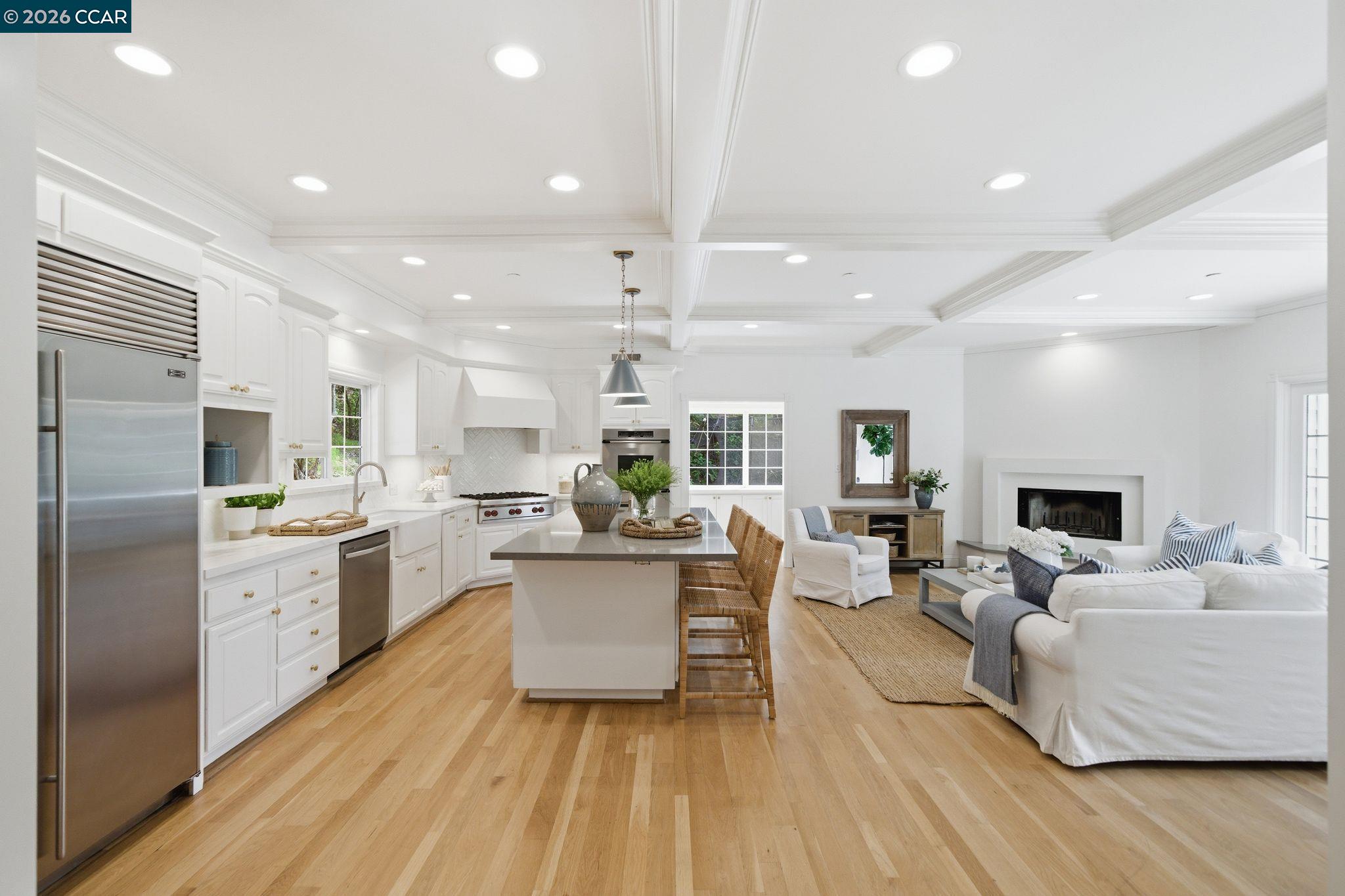 Detail Gallery Image 19 of 53 For 3 Honey Hill Ct, Orinda,  CA 94563 - 6 Beds | 4/1 Baths