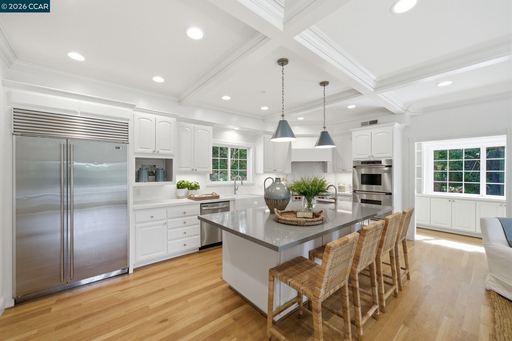 Detail Gallery Image 26 of 53 For 3 Honey Hill Ct, Orinda,  CA 94563 - 6 Beds | 4/1 Baths