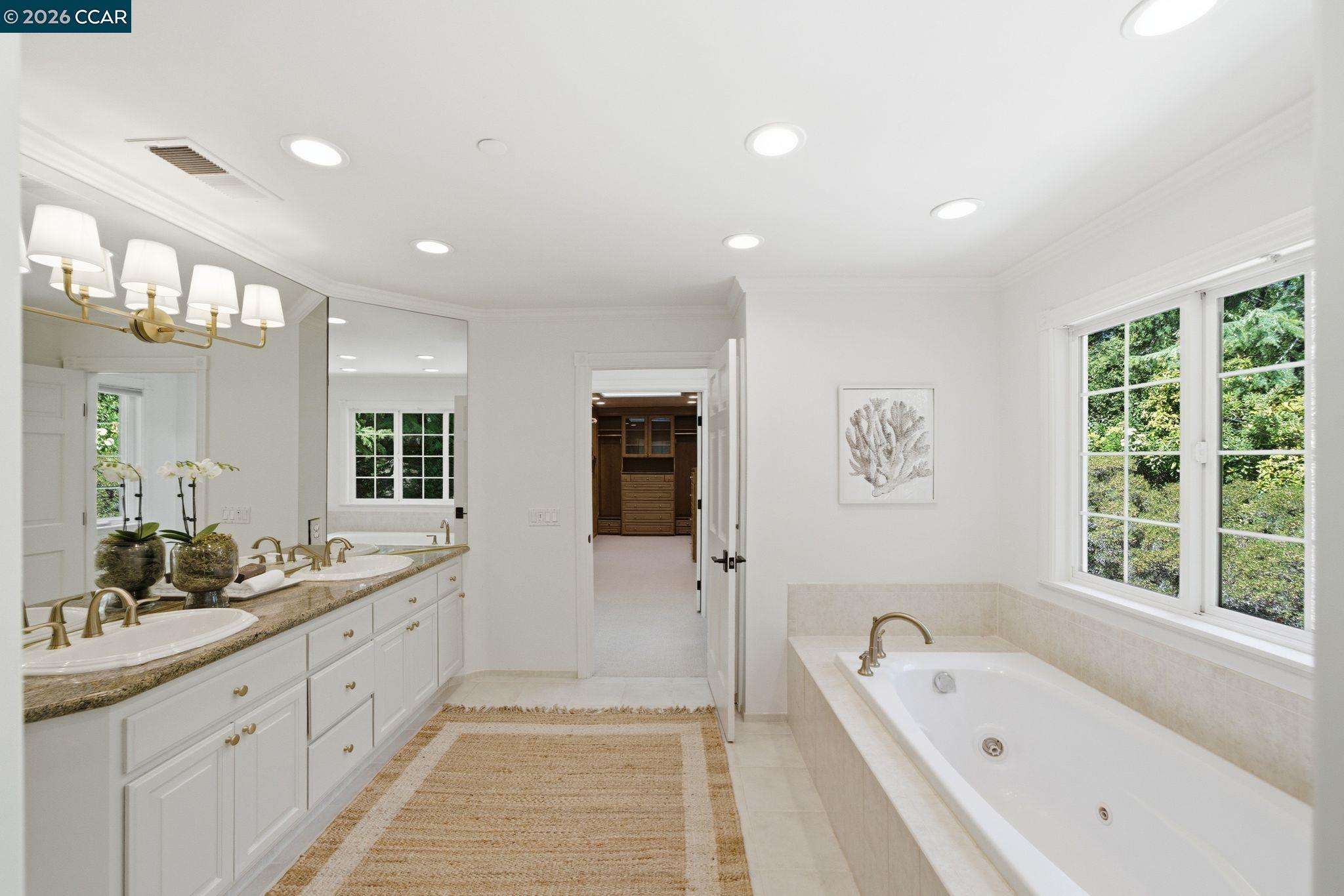 Detail Gallery Image 38 of 53 For 3 Honey Hill Ct, Orinda,  CA 94563 - 6 Beds | 4/1 Baths