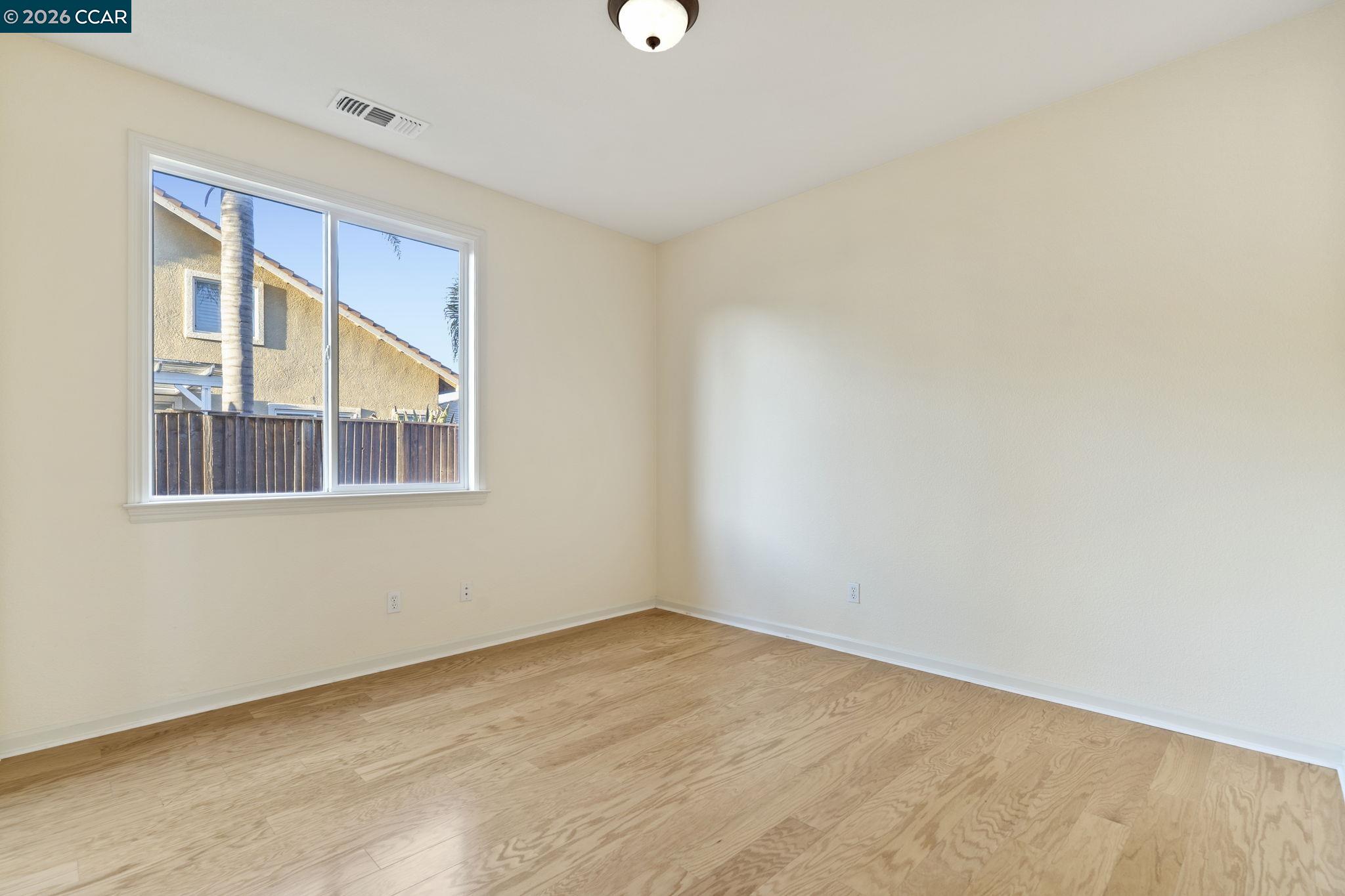 Detail Gallery Image 22 of 56 For 5141 Fern Ridge Cir, Discovery Bay,  CA 94505 - 4 Beds | 3/1 Baths