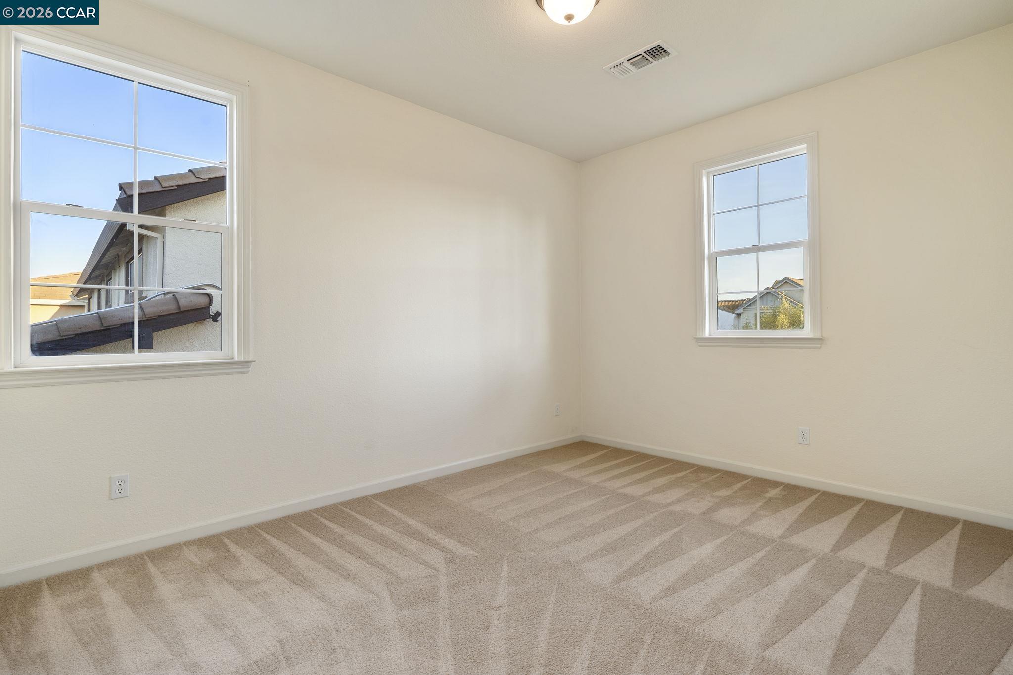 Detail Gallery Image 25 of 56 For 5141 Fern Ridge Cir, Discovery Bay,  CA 94505 - 4 Beds | 3/1 Baths