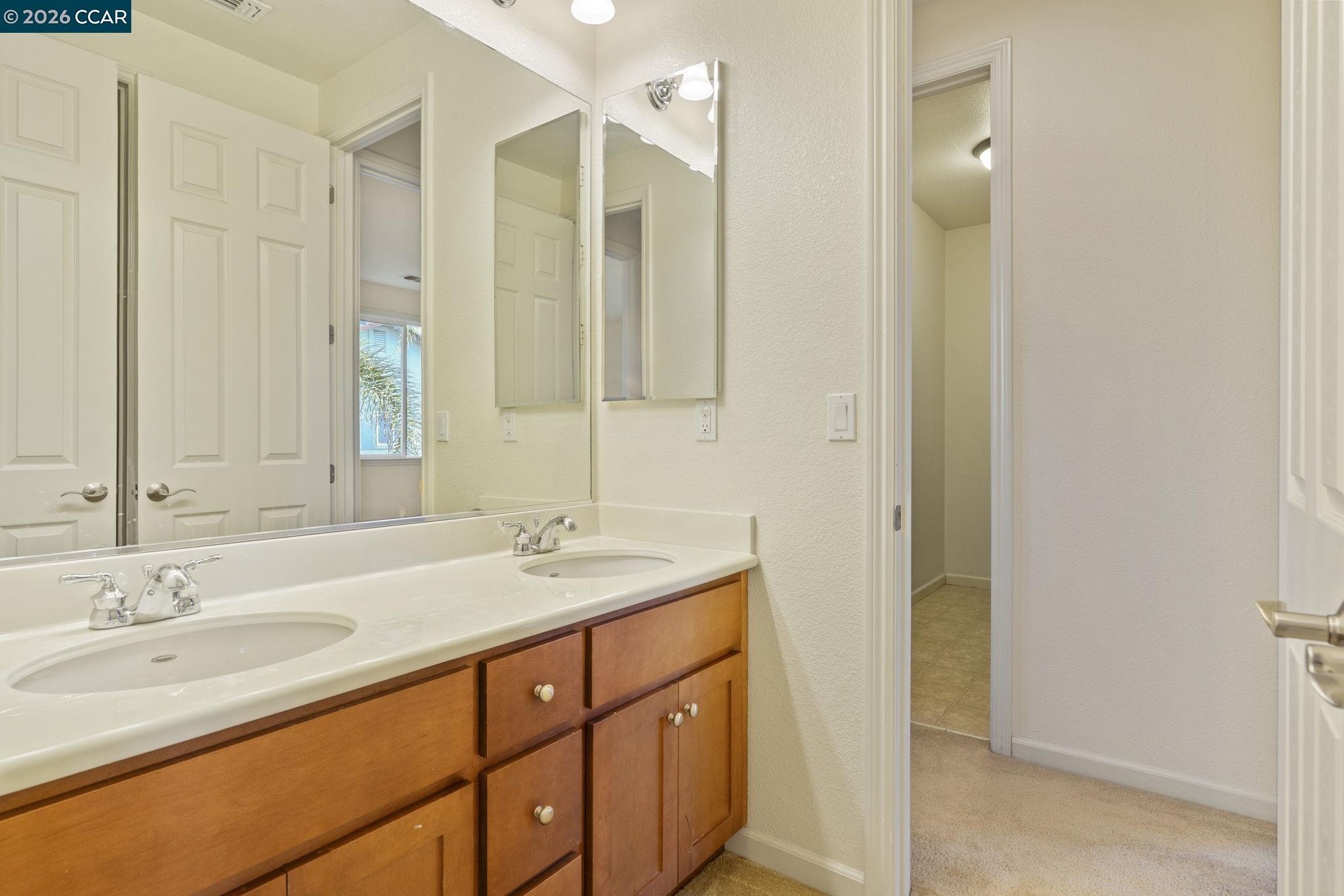 Detail Gallery Image 30 of 56 For 5141 Fern Ridge Cir, Discovery Bay,  CA 94505 - 4 Beds | 3/1 Baths
