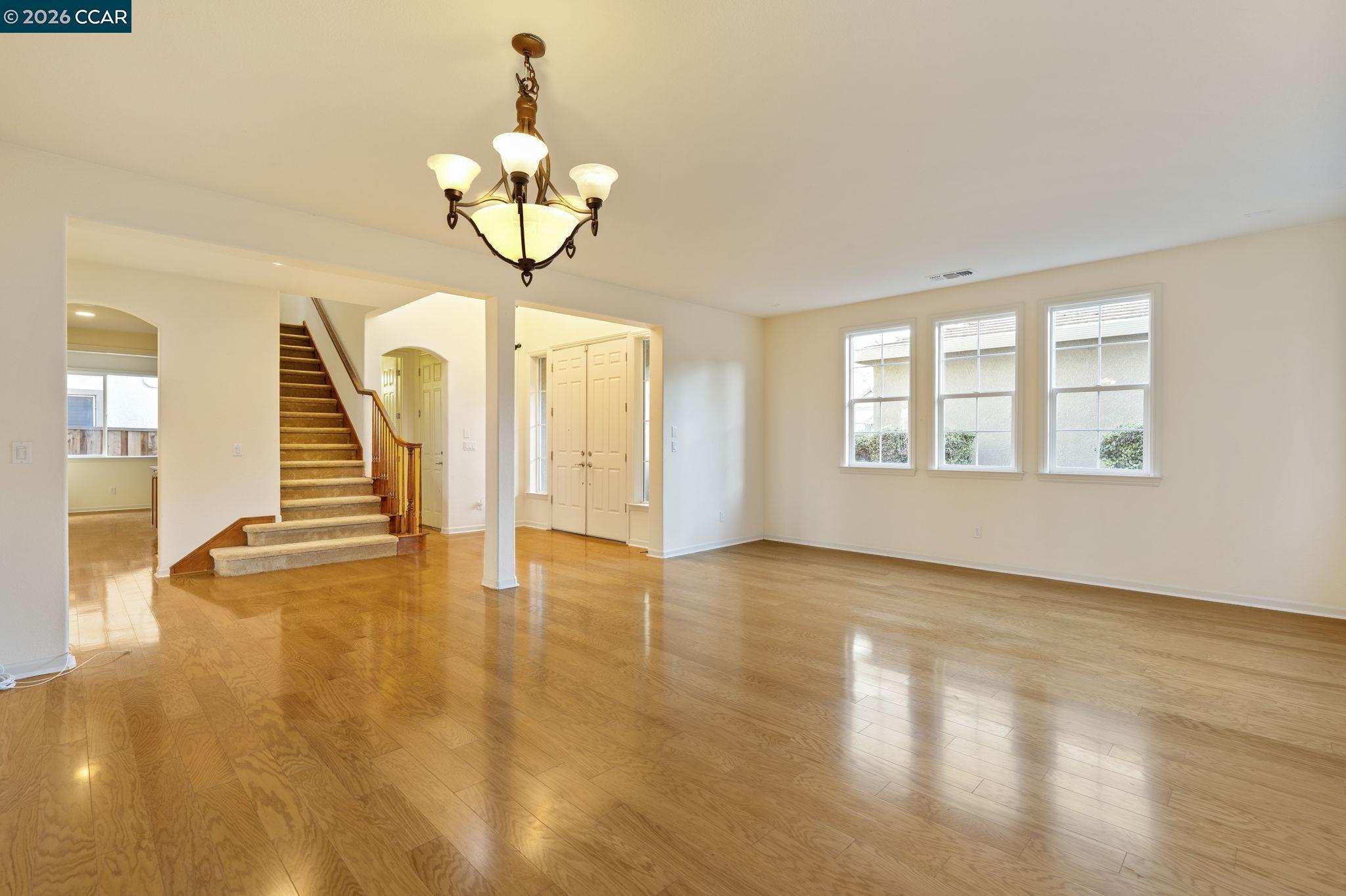 Detail Gallery Image 8 of 56 For 5141 Fern Ridge Cir, Discovery Bay,  CA 94505 - 4 Beds | 3/1 Baths