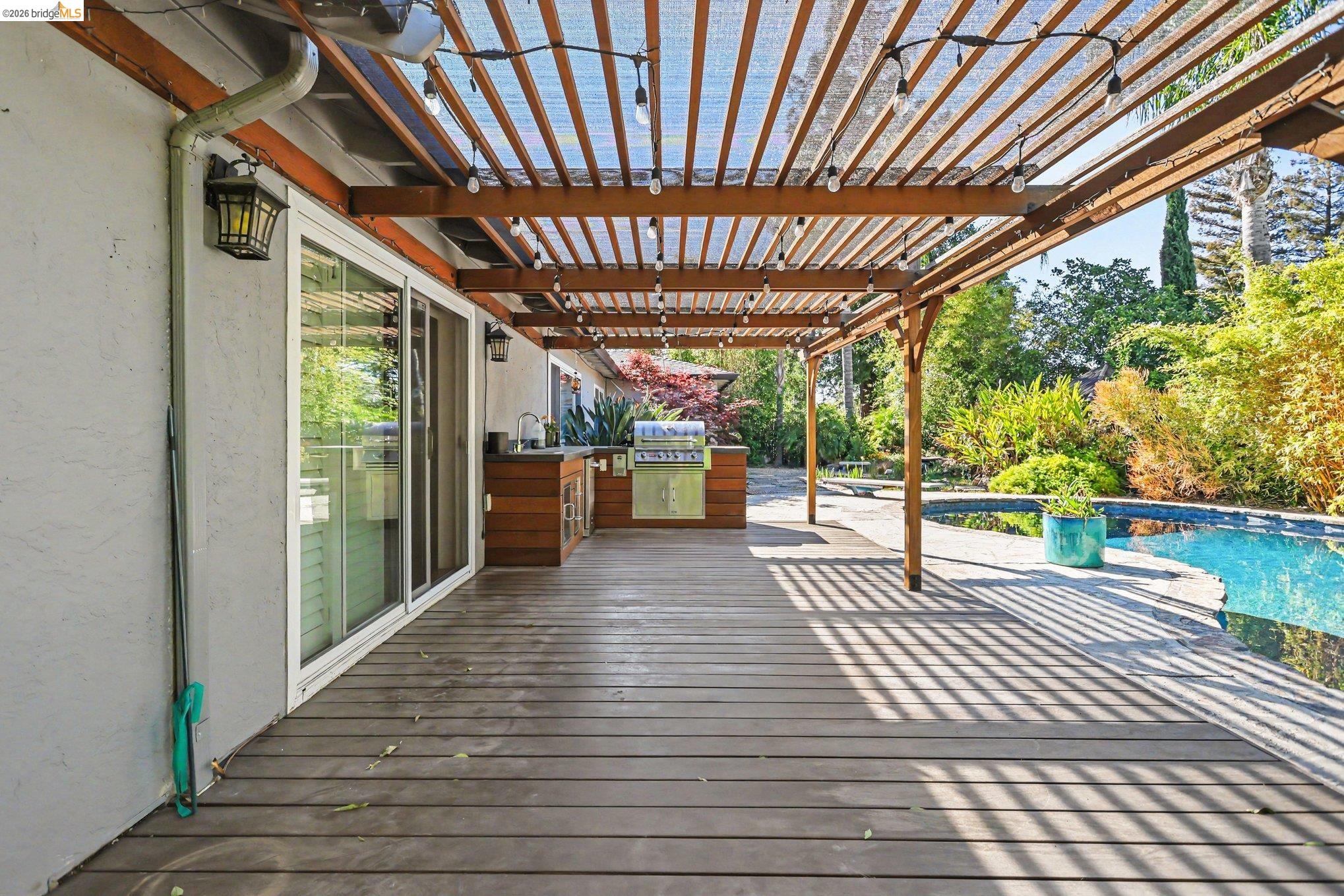 Detail Gallery Image 31 of 46 For 5849 Mitchell Canyon Ct, Clayton,  CA 94517 - 5 Beds | 2/1 Baths