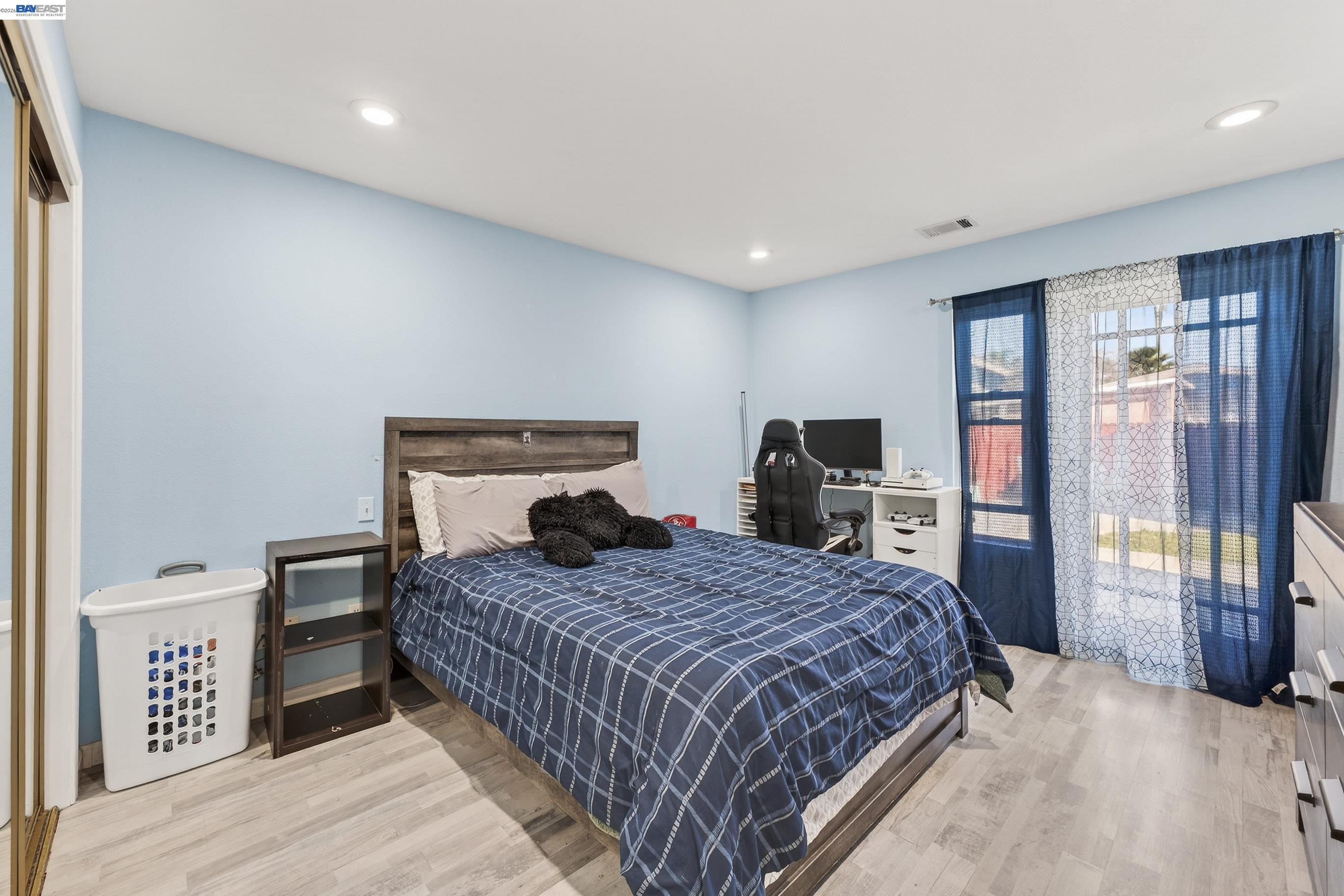 Detail Gallery Image 18 of 27 For 1723 Emeric Ave, San Pablo,  CA 94806 - 3 Beds | 2 Baths