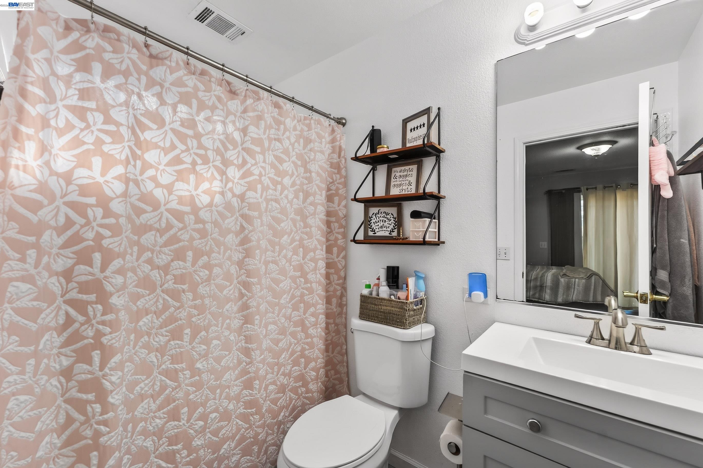 Detail Gallery Image 22 of 27 For 1723 Emeric Ave, San Pablo,  CA 94806 - 3 Beds | 2 Baths