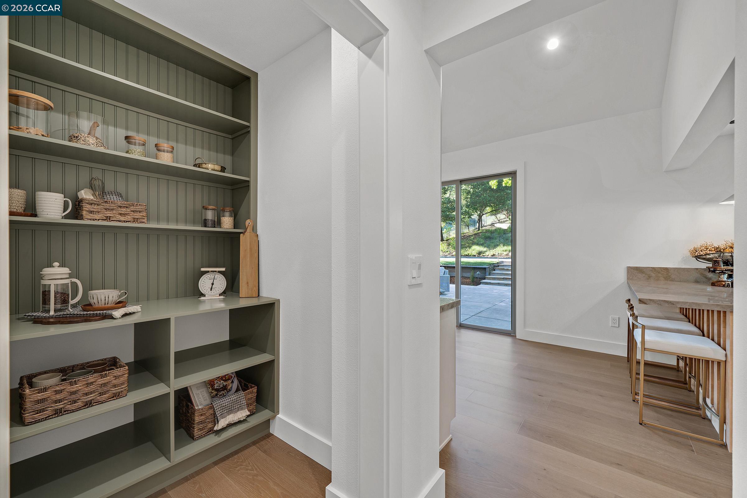 Detail Gallery Image 10 of 39 For 1059 Lizann Dr, Lafayette,  CA 94549 - 5 Beds | 4/1 Baths