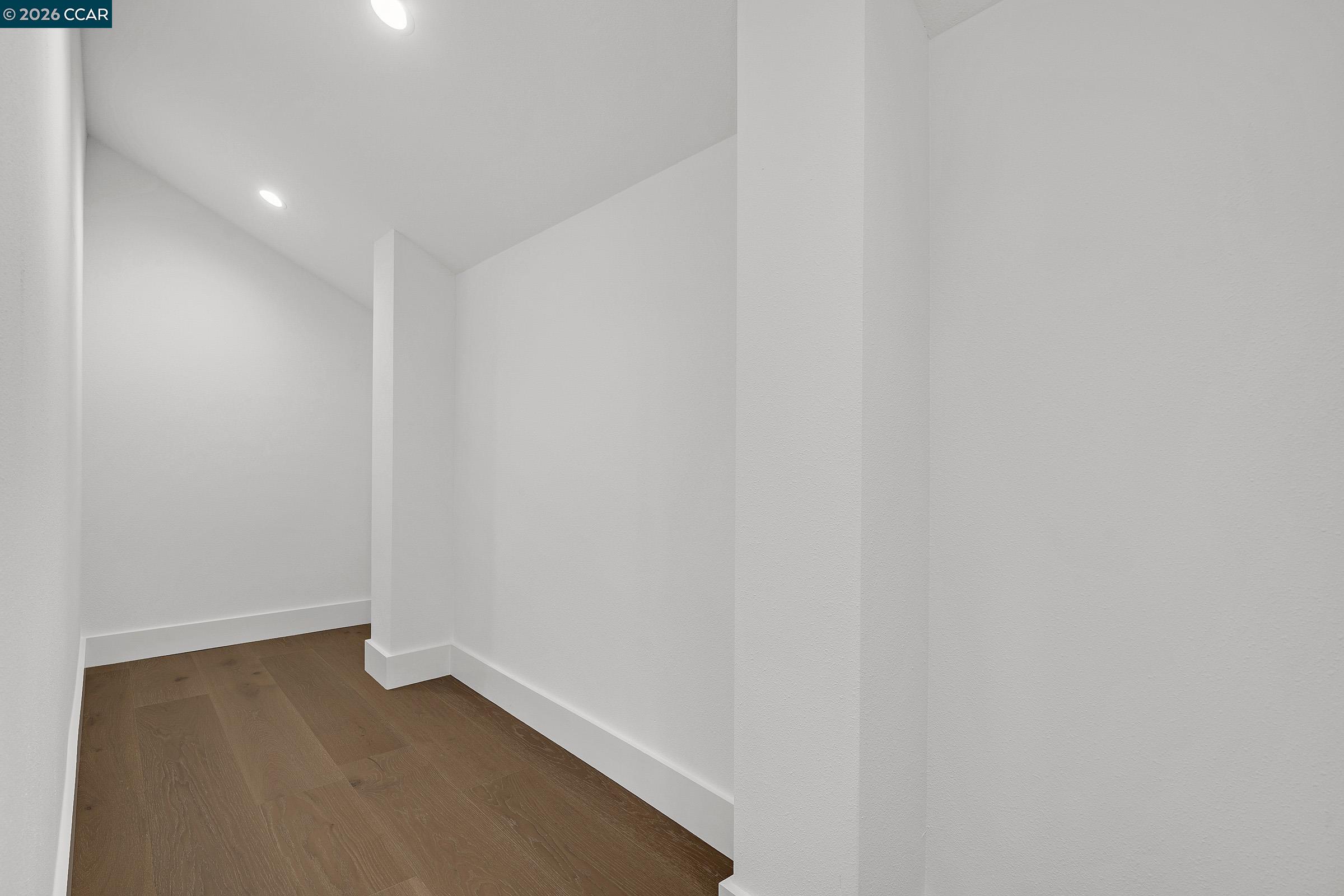 Detail Gallery Image 28 of 39 For 1059 Lizann Dr, Lafayette,  CA 94549 - 5 Beds | 4/1 Baths