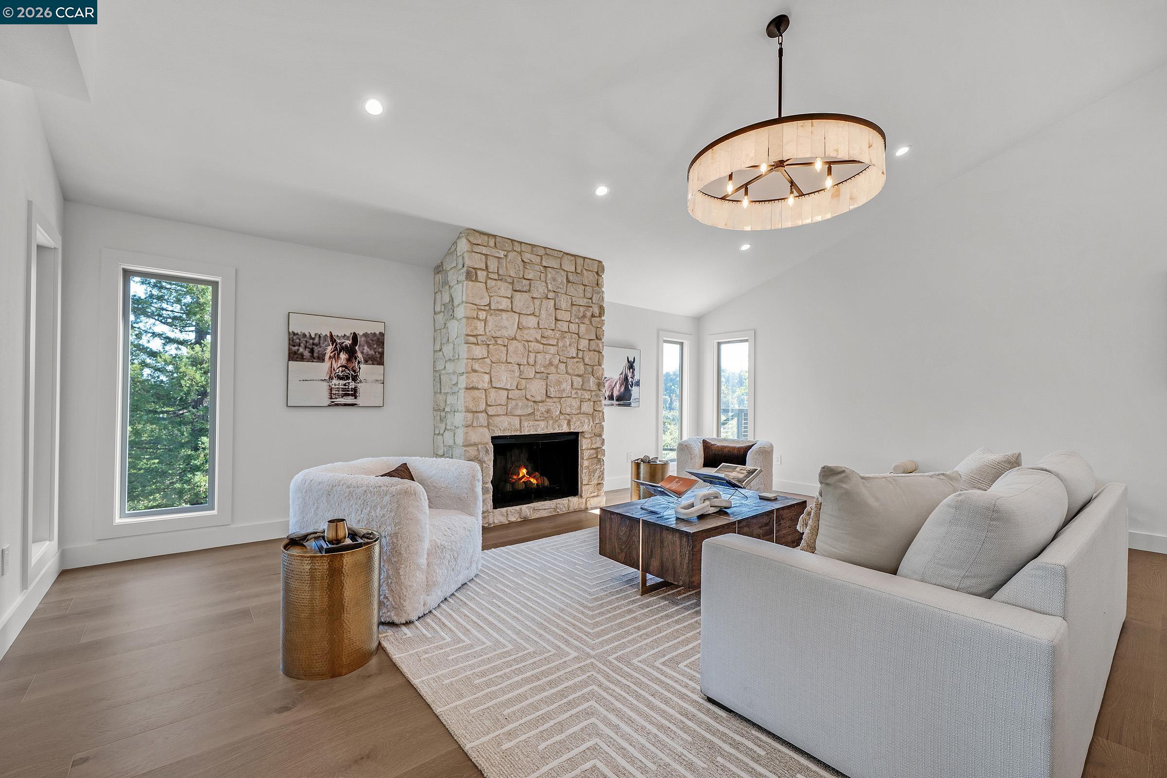 Detail Gallery Image 5 of 39 For 1059 Lizann Dr, Lafayette,  CA 94549 - 5 Beds | 4/1 Baths