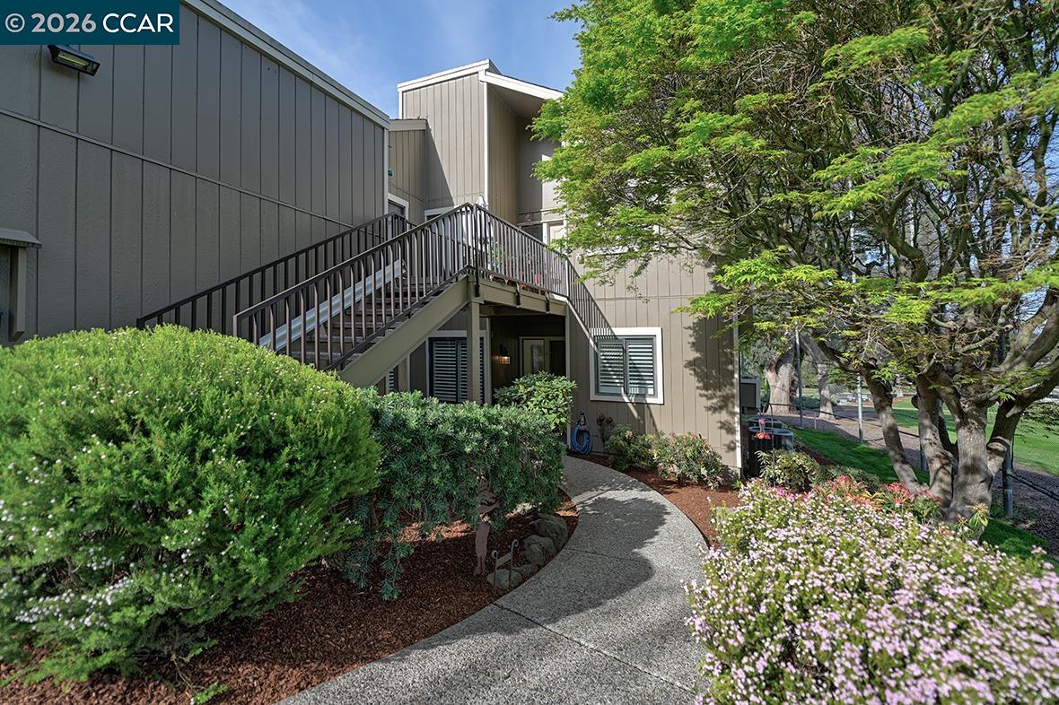 Photo #3: 41127380 Listing: Photo #3