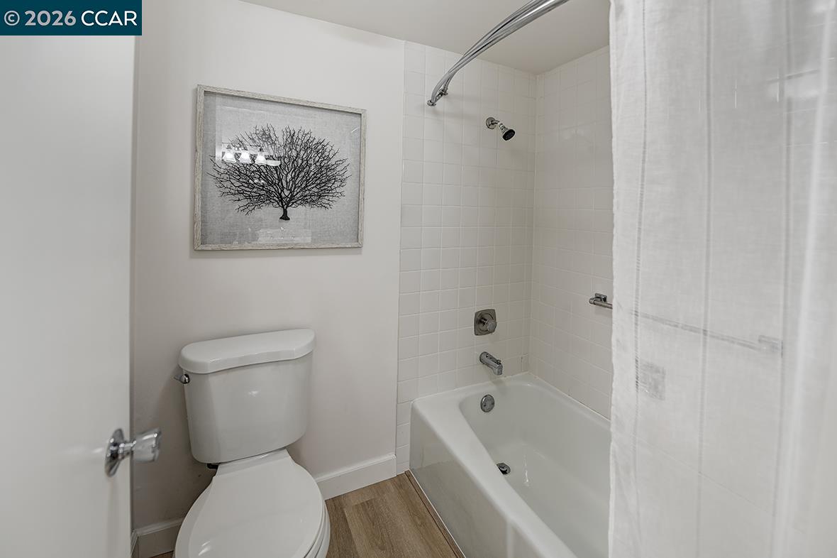 Photo #32: 41127380 Listing: Photo #32