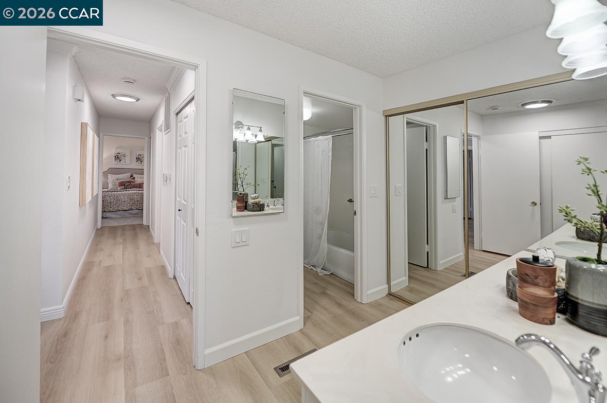 Photo #34: 41127380 Listing: Photo #34