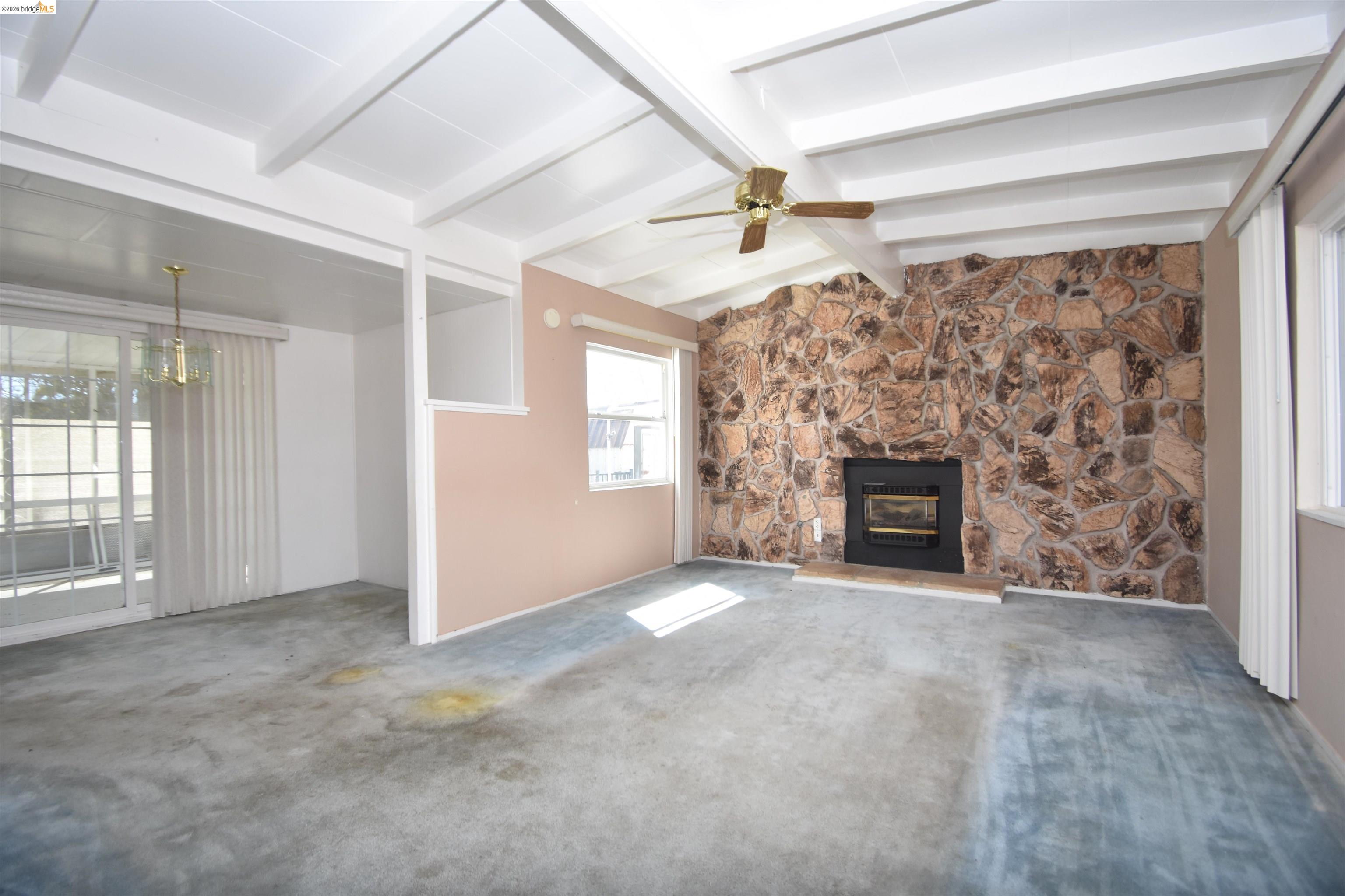 Detail Gallery Image 8 of 30 For 241 Los Altos Pl, American Canyon,  CA 94503 - 3 Beds | 2 Baths