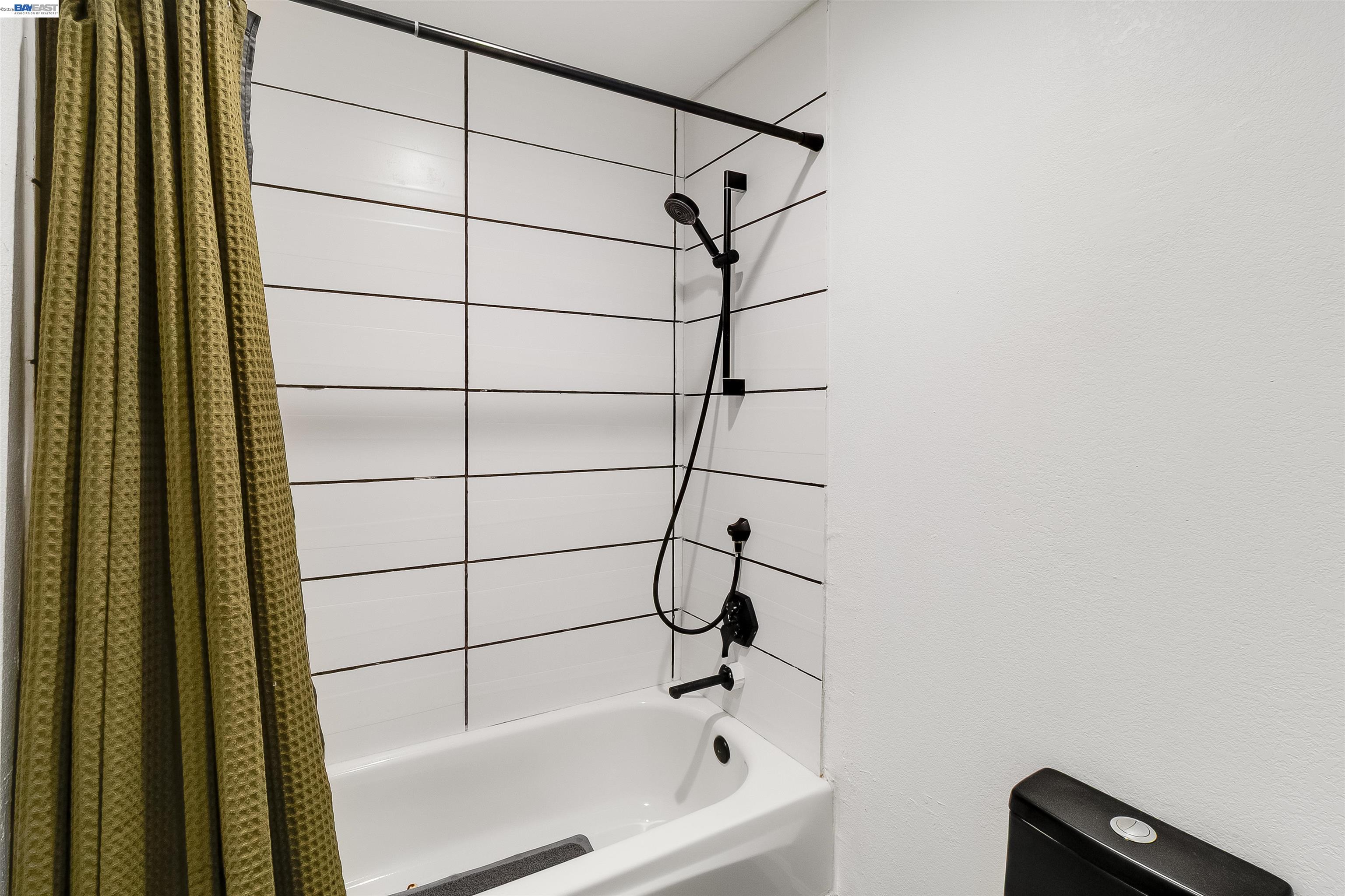 Photo #26: 41127386 Listing: Photo #26