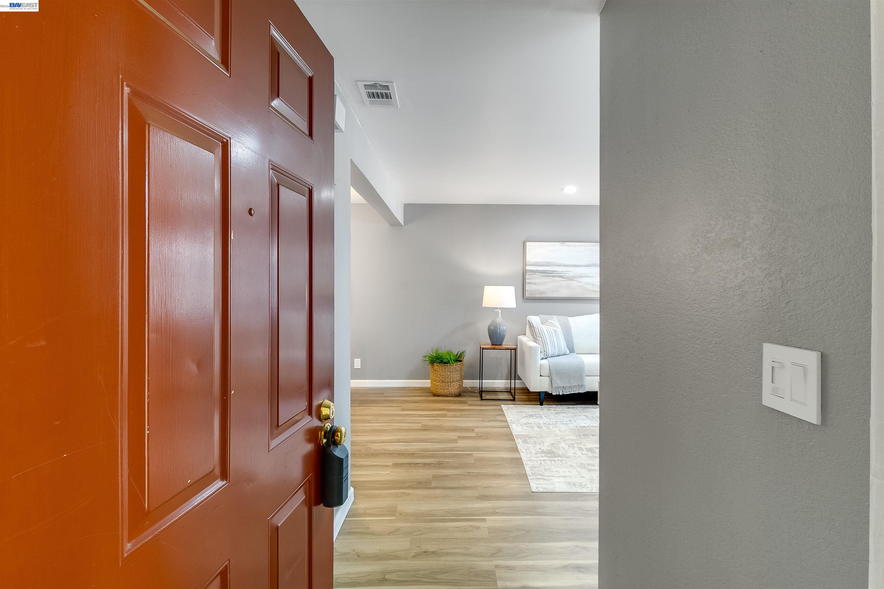 Detail Gallery Image 9 of 40 For 5025 Valley Crest Dr #147,  Concord,  CA 94521 - 2 Beds | 1/1 Baths
