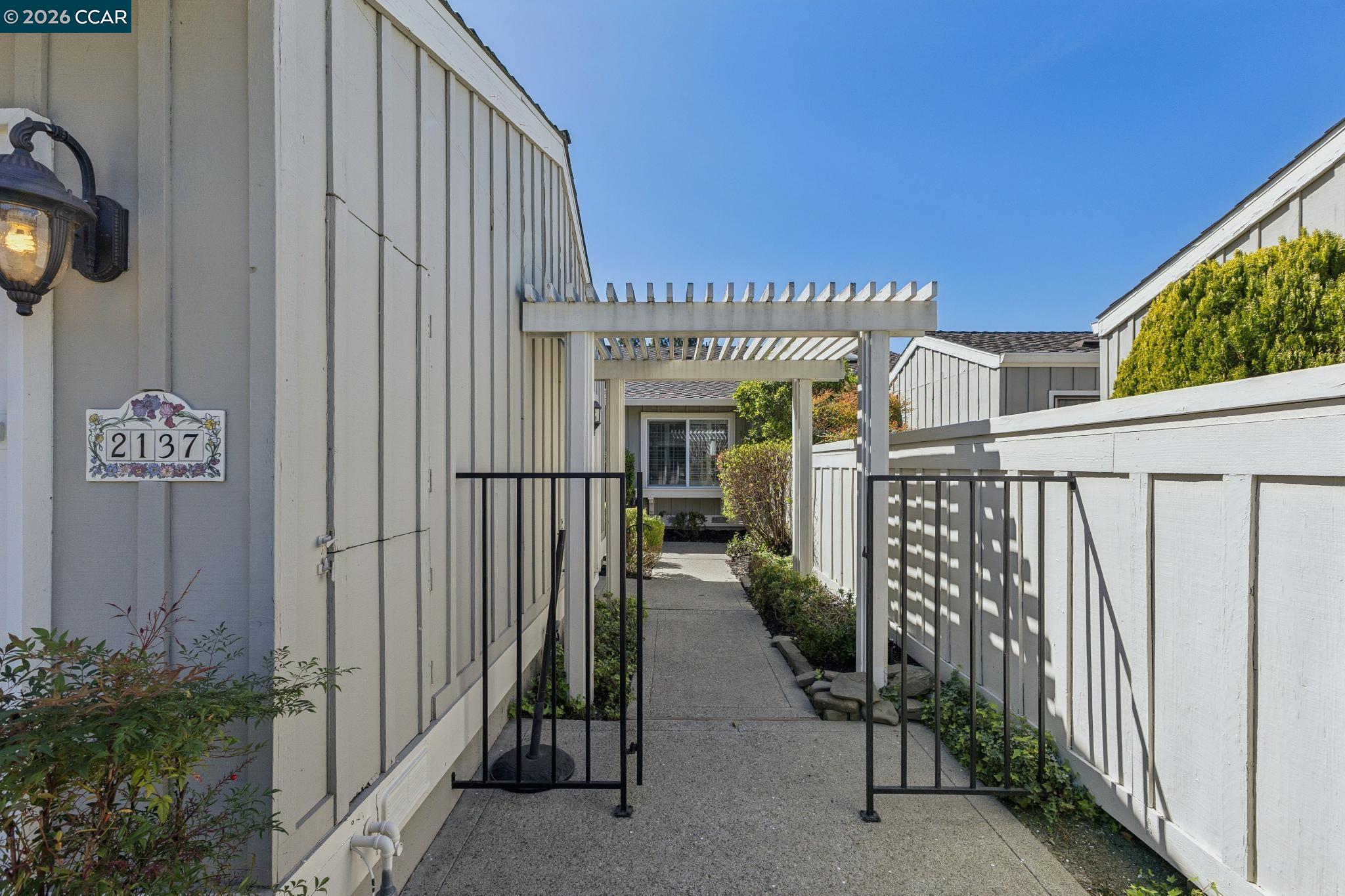 Photo #3: 41127388 Listing: Photo #3