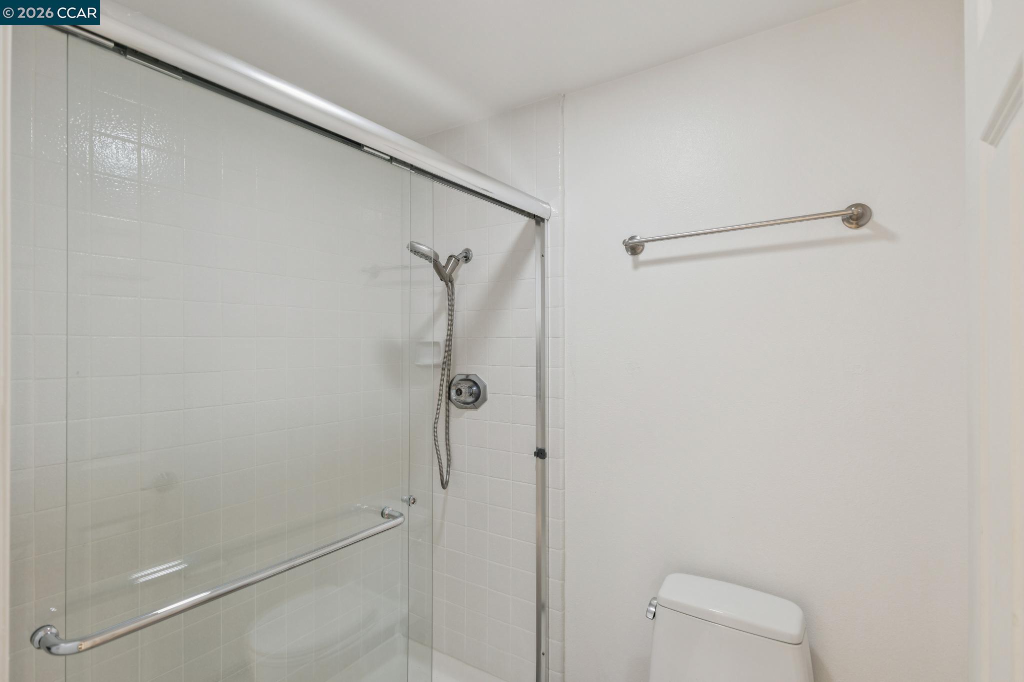 Photo #28: 41127388 Listing: Photo #28