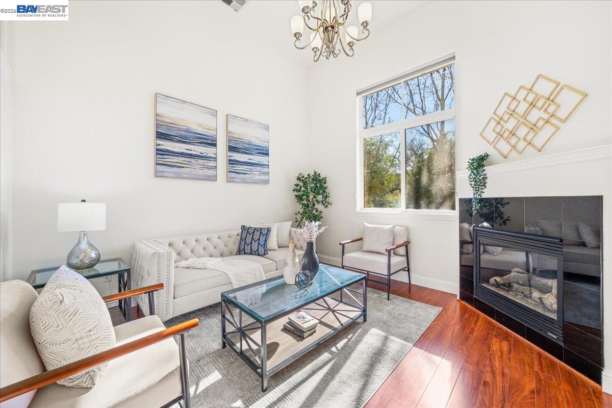 Photo #4: 41127390 Listing: Photo #4