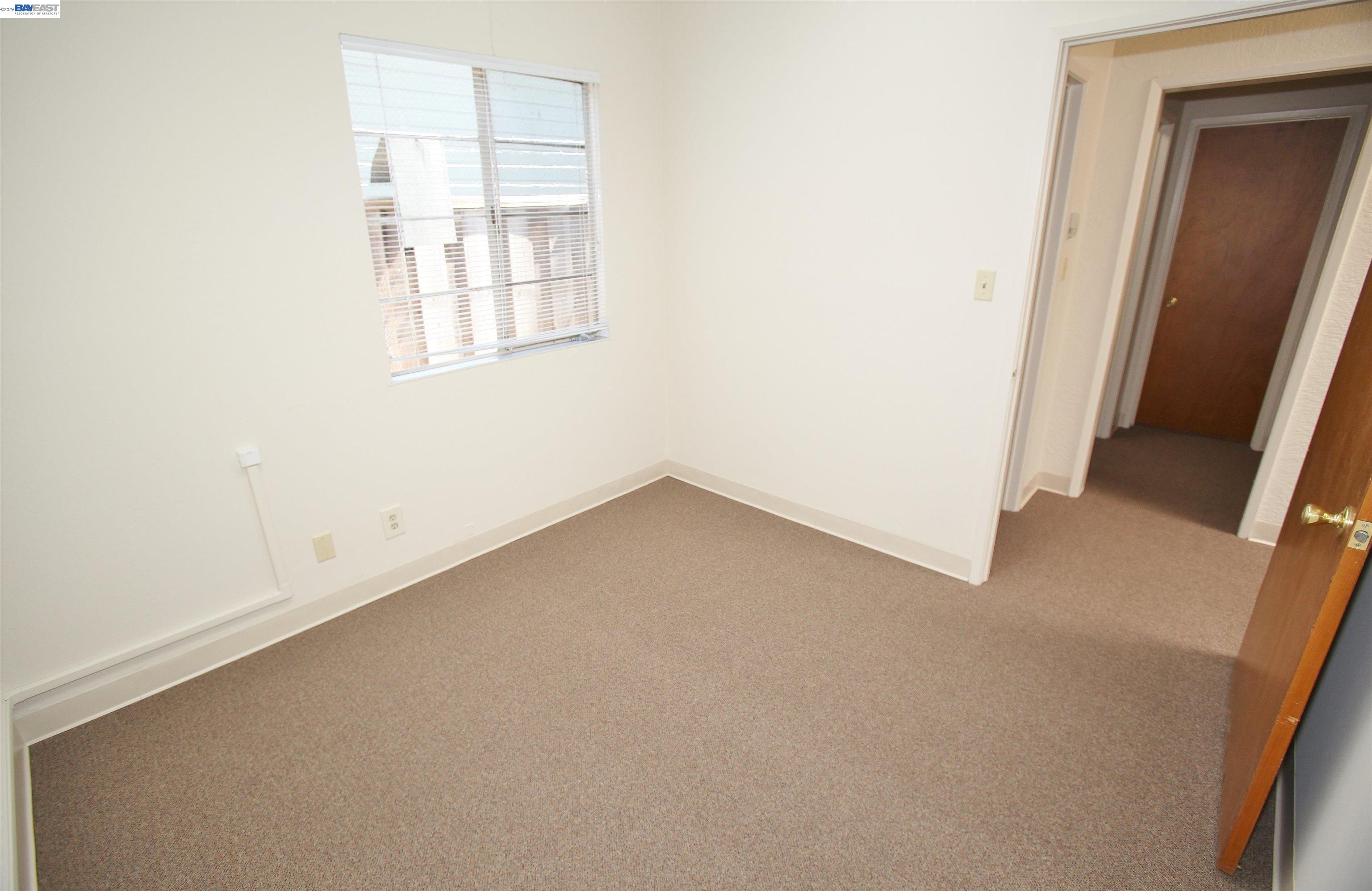 Detail Gallery Image 8 of 17 For , Hayward,  CA 94541 - – Beds | – Baths