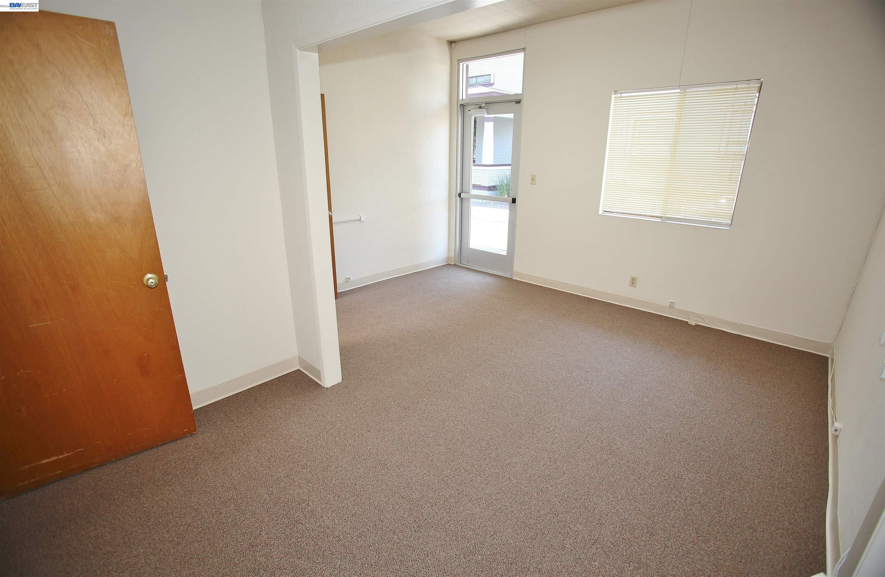 Detail Gallery Image 9 of 17 For , Hayward,  CA 94541 - – Beds | – Baths