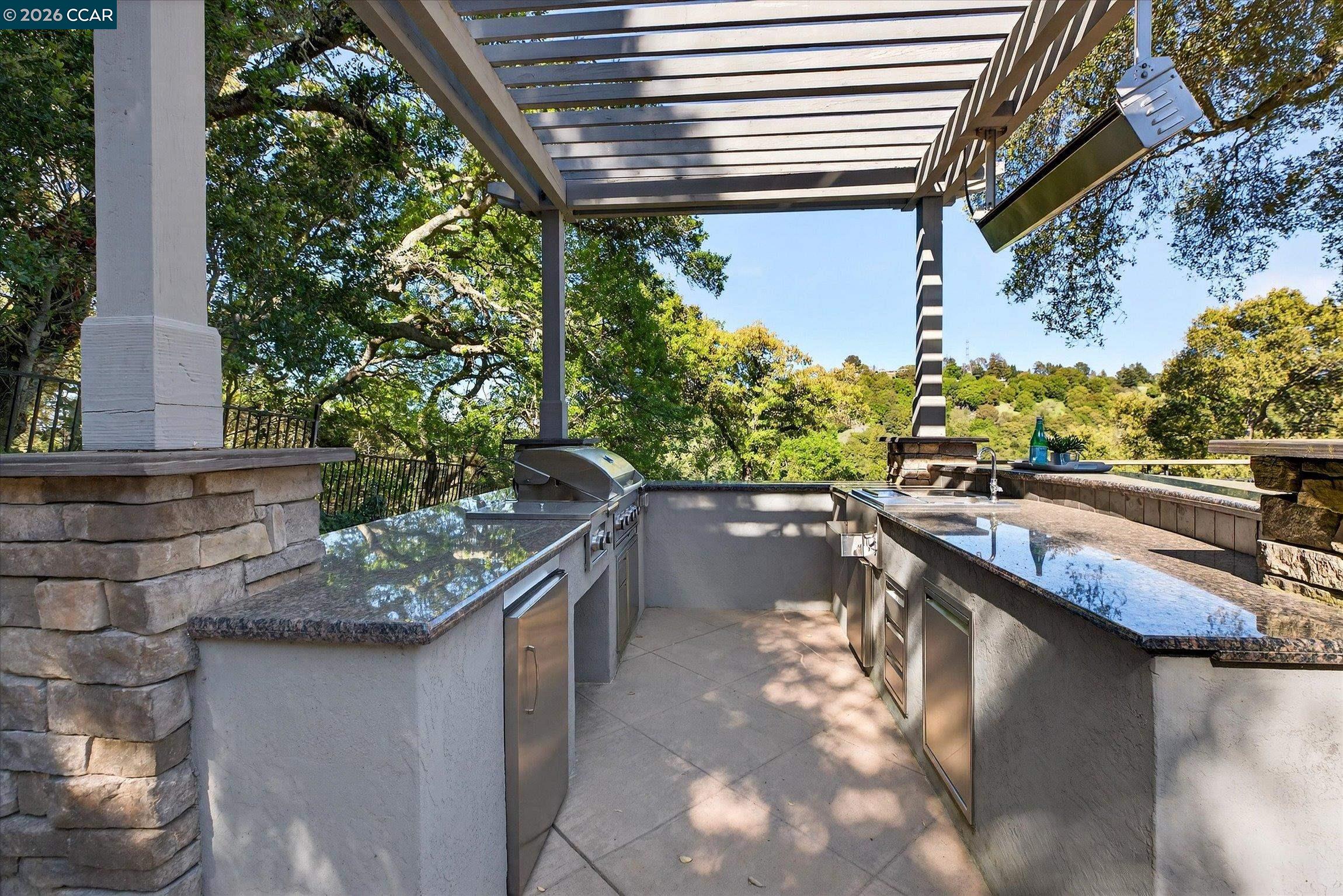 Detail Gallery Image 29 of 36 For 36 Oak Drive, Orinda,  CA 94563-3912 - 5 Beds | 3/1 Baths