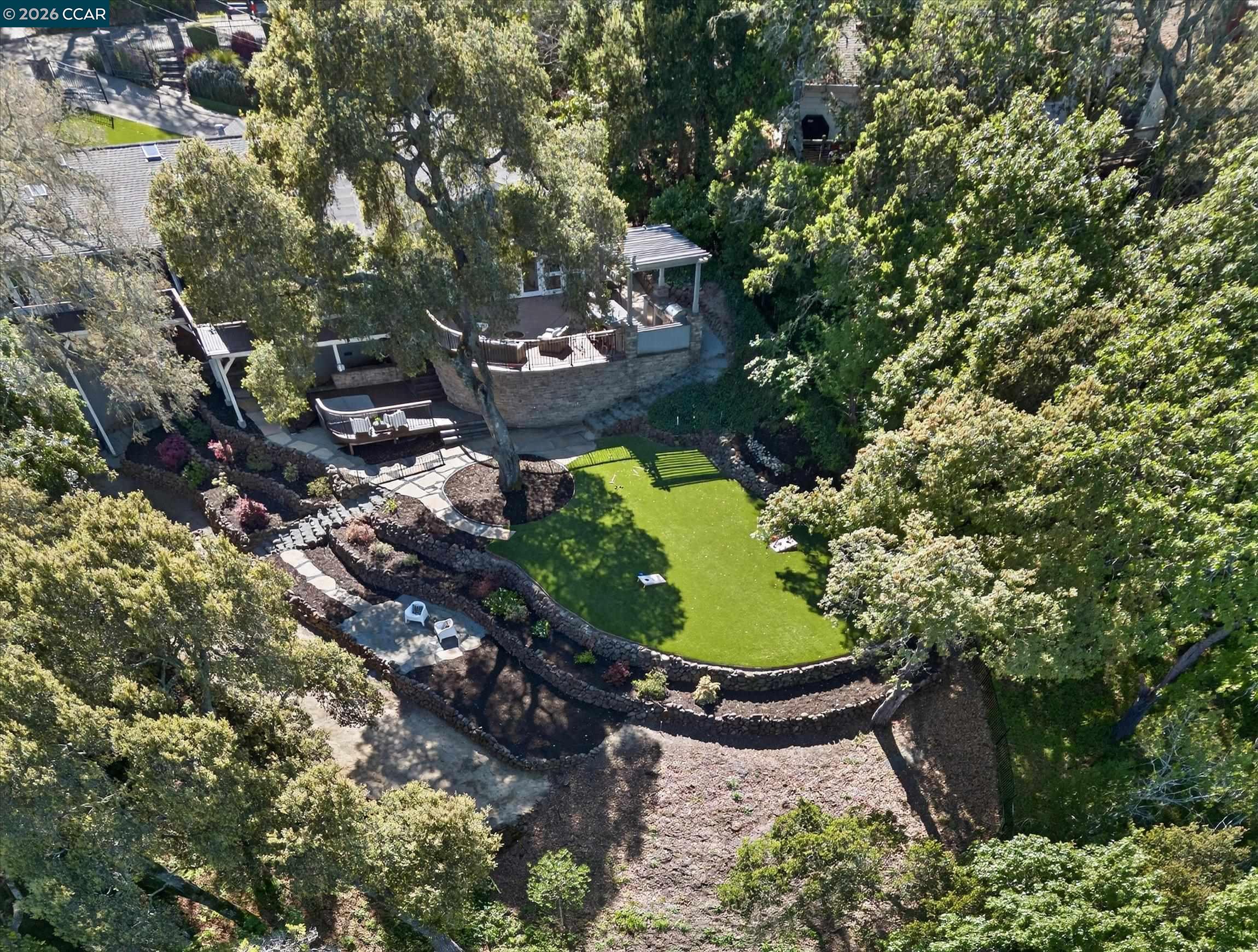 Detail Gallery Image 34 of 36 For 36 Oak Drive, Orinda,  CA 94563-3912 - 5 Beds | 3/1 Baths