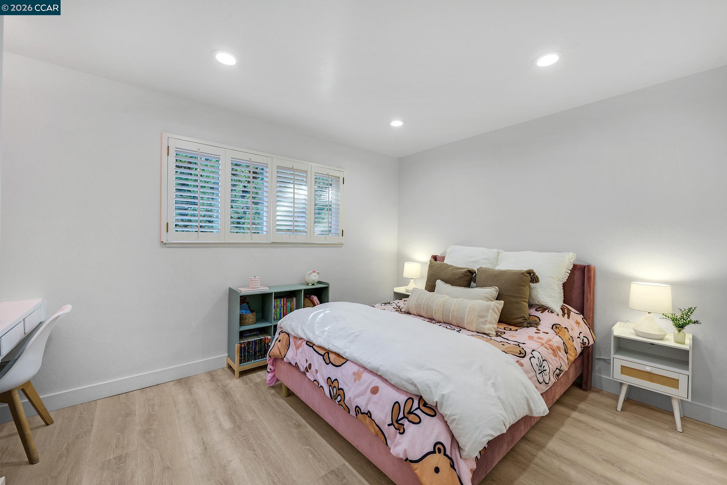 Detail Gallery Image 21 of 42 For 207 Normandy Ln, Walnut Creek,  CA 94598 - 4 Beds | 2/1 Baths