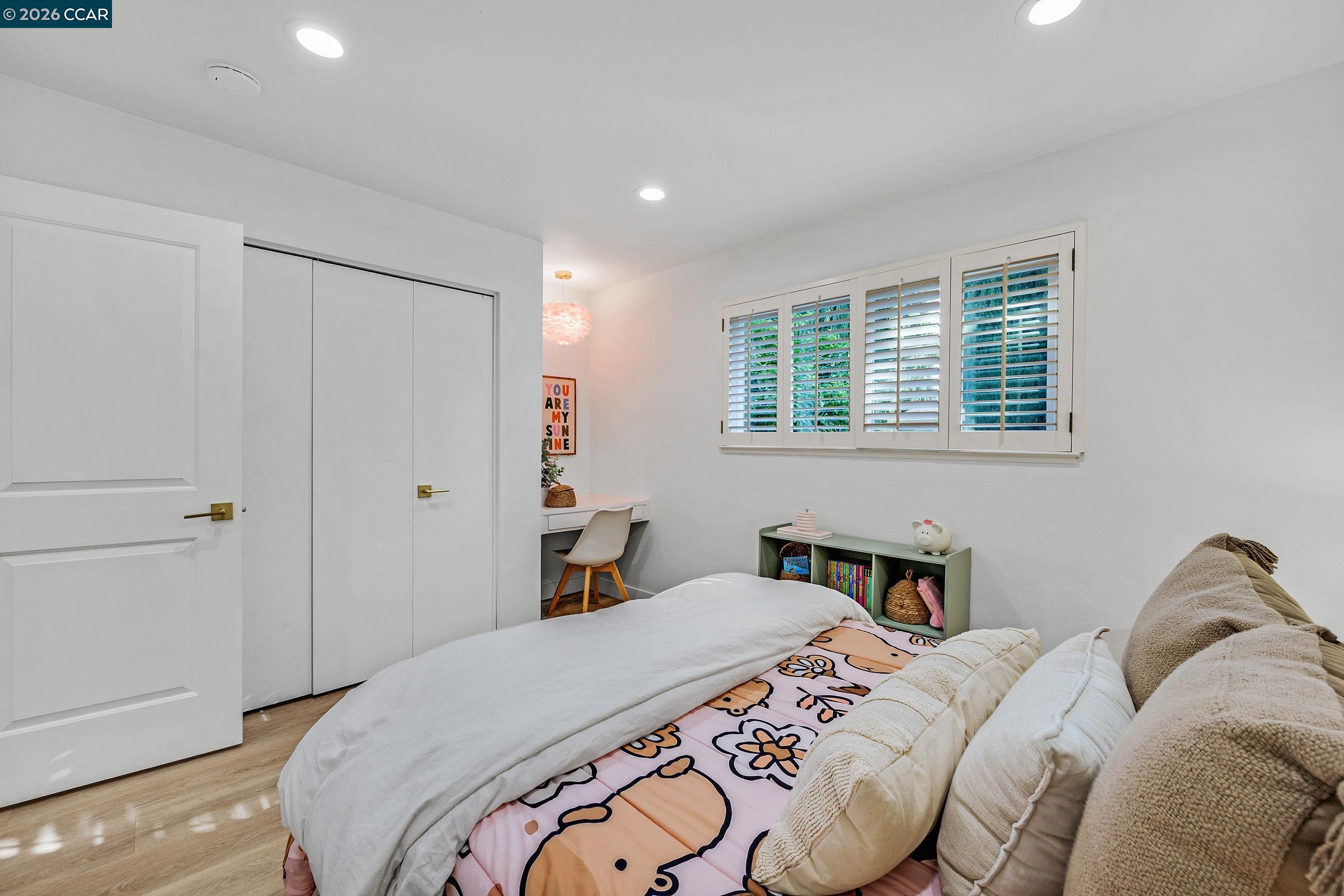 Detail Gallery Image 22 of 42 For 207 Normandy Ln, Walnut Creek,  CA 94598 - 4 Beds | 2/1 Baths