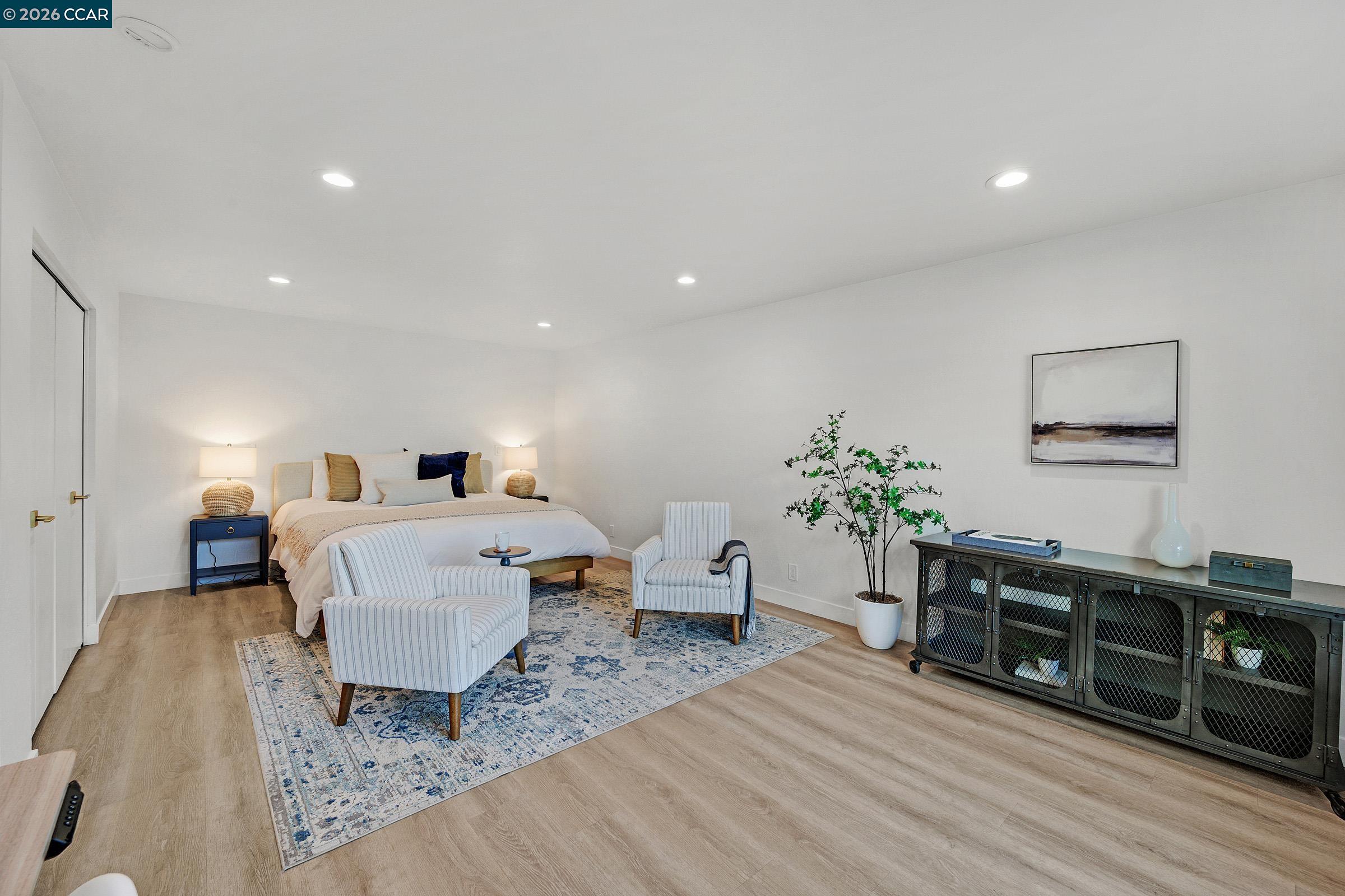 Detail Gallery Image 27 of 42 For 207 Normandy Ln, Walnut Creek,  CA 94598 - 4 Beds | 2/1 Baths