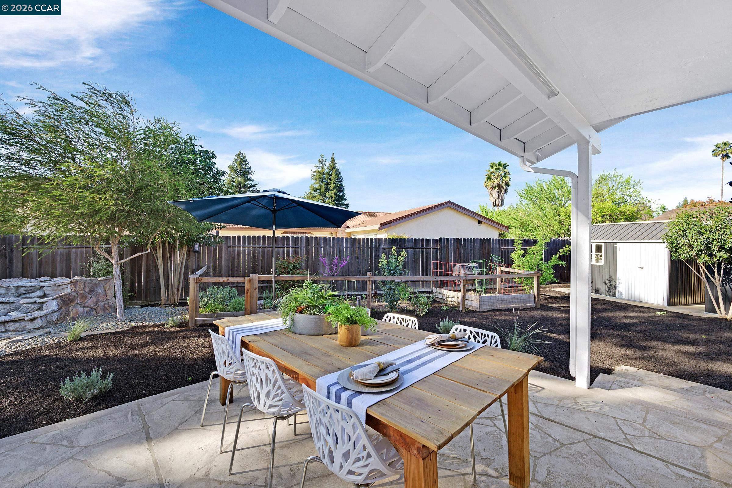 Detail Gallery Image 32 of 42 For 207 Normandy Ln, Walnut Creek,  CA 94598 - 4 Beds | 2/1 Baths