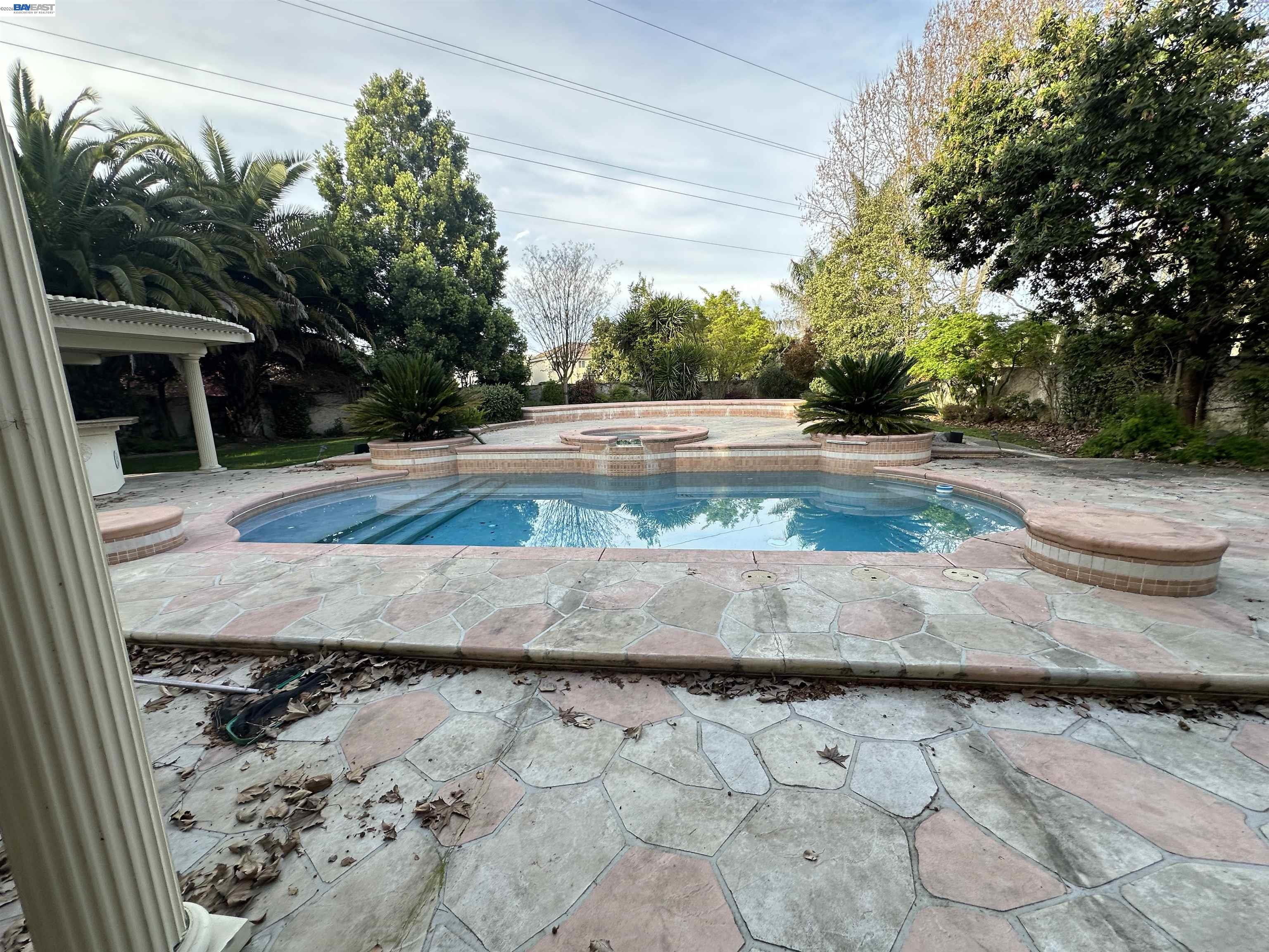 Detail Gallery Image 2 of 25 For 4111 Riverbrook Ct, Stockton,  CA 95219 - 5 Beds | 4 Baths