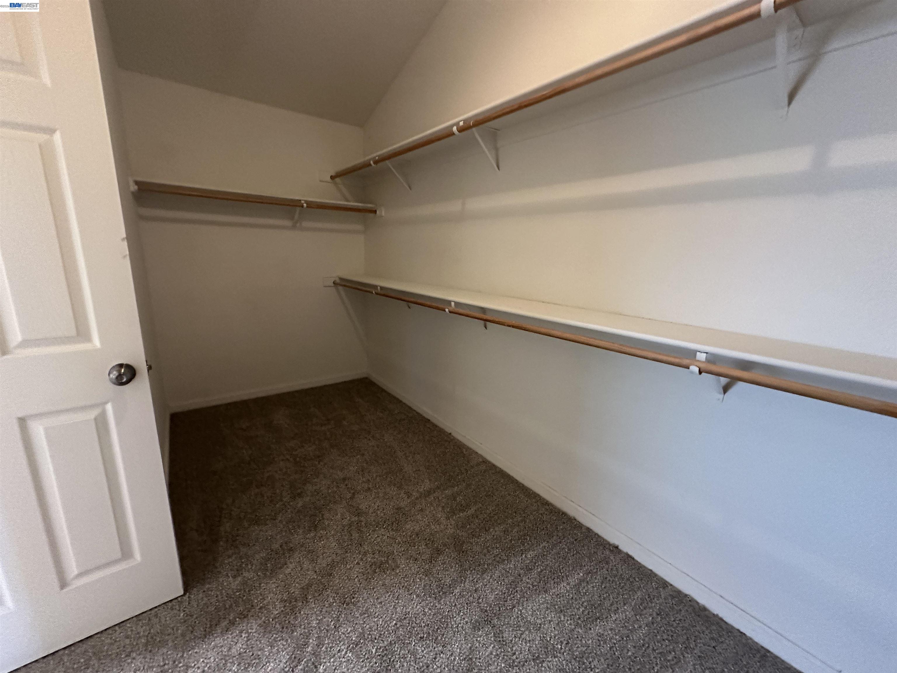 Detail Gallery Image 18 of 25 For 4111 Riverbrook Ct, Stockton,  CA 95219 - 5 Beds | 4 Baths