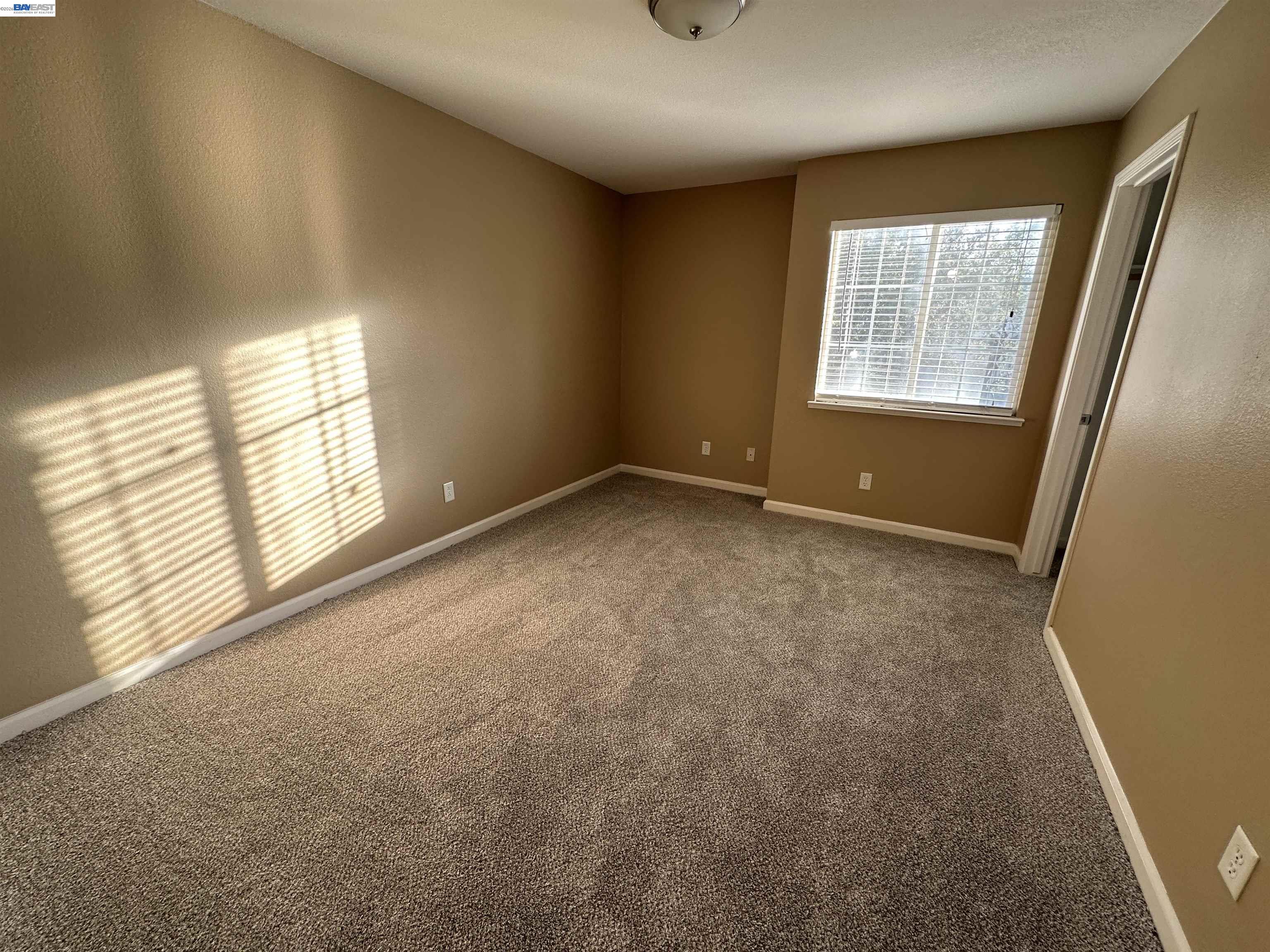 Detail Gallery Image 21 of 25 For 4111 Riverbrook Ct, Stockton,  CA 95219 - 5 Beds | 4 Baths