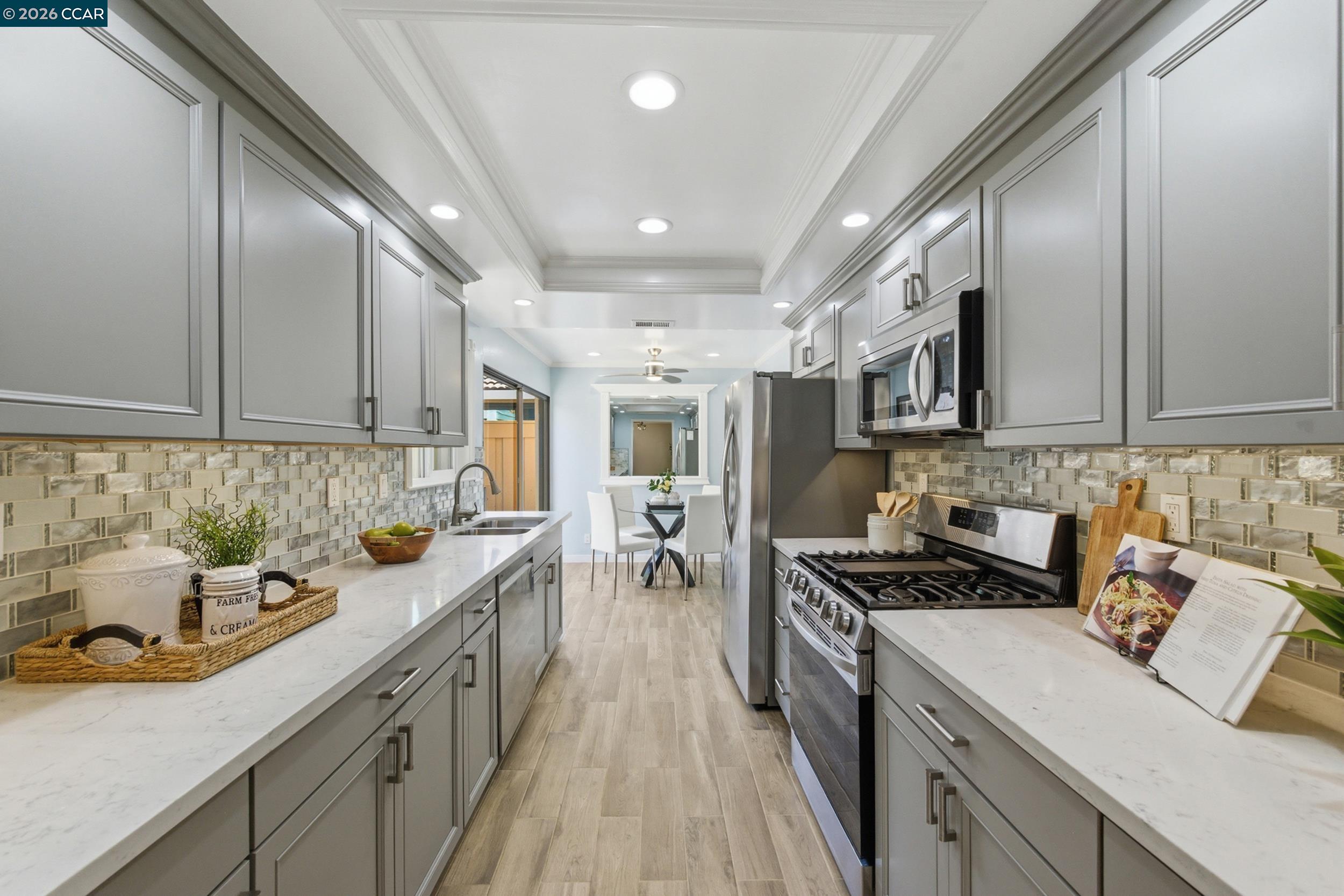 Photo #15: 41127400 Listing: Photo #15