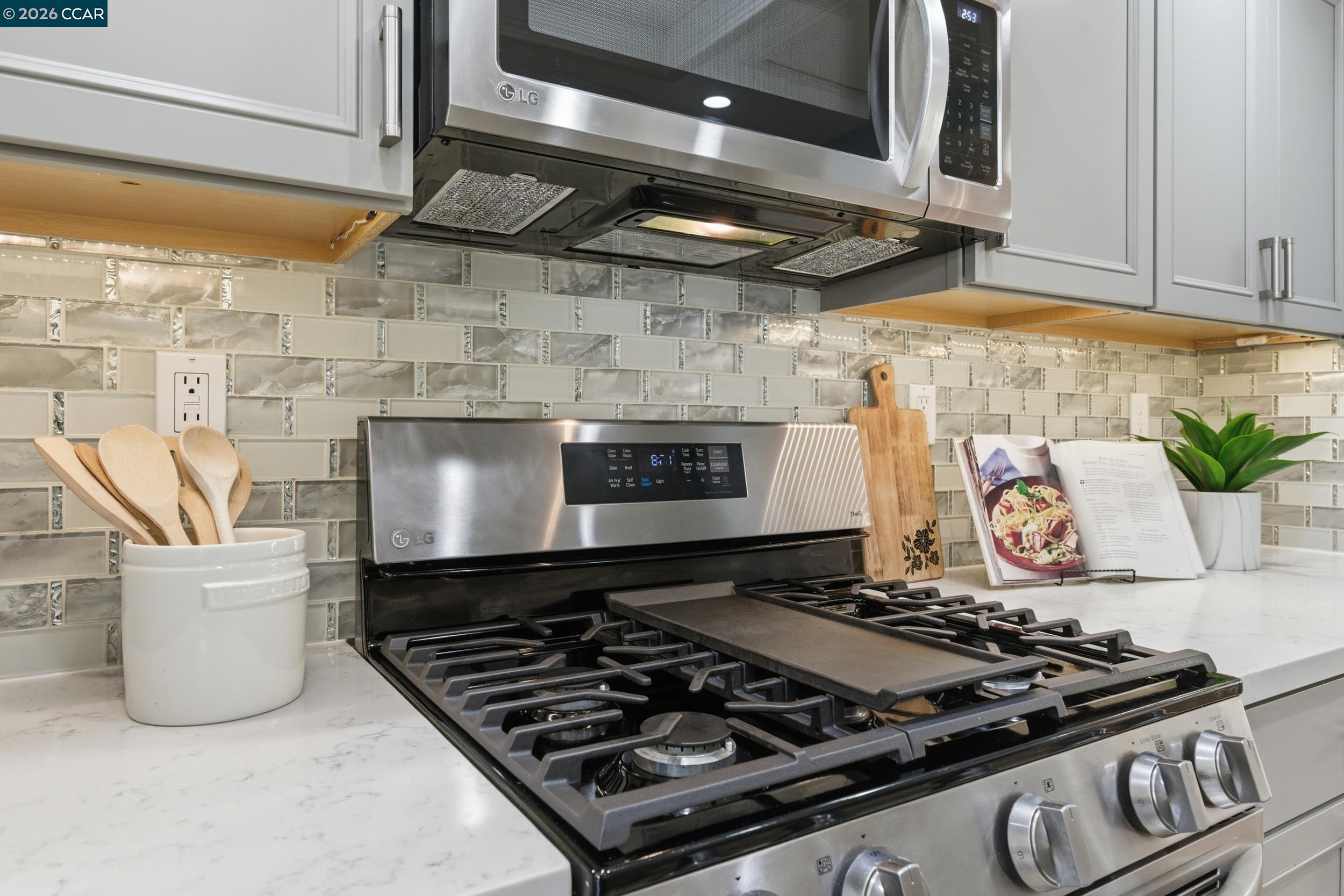 Photo #18: 41127400 Listing: Photo #18