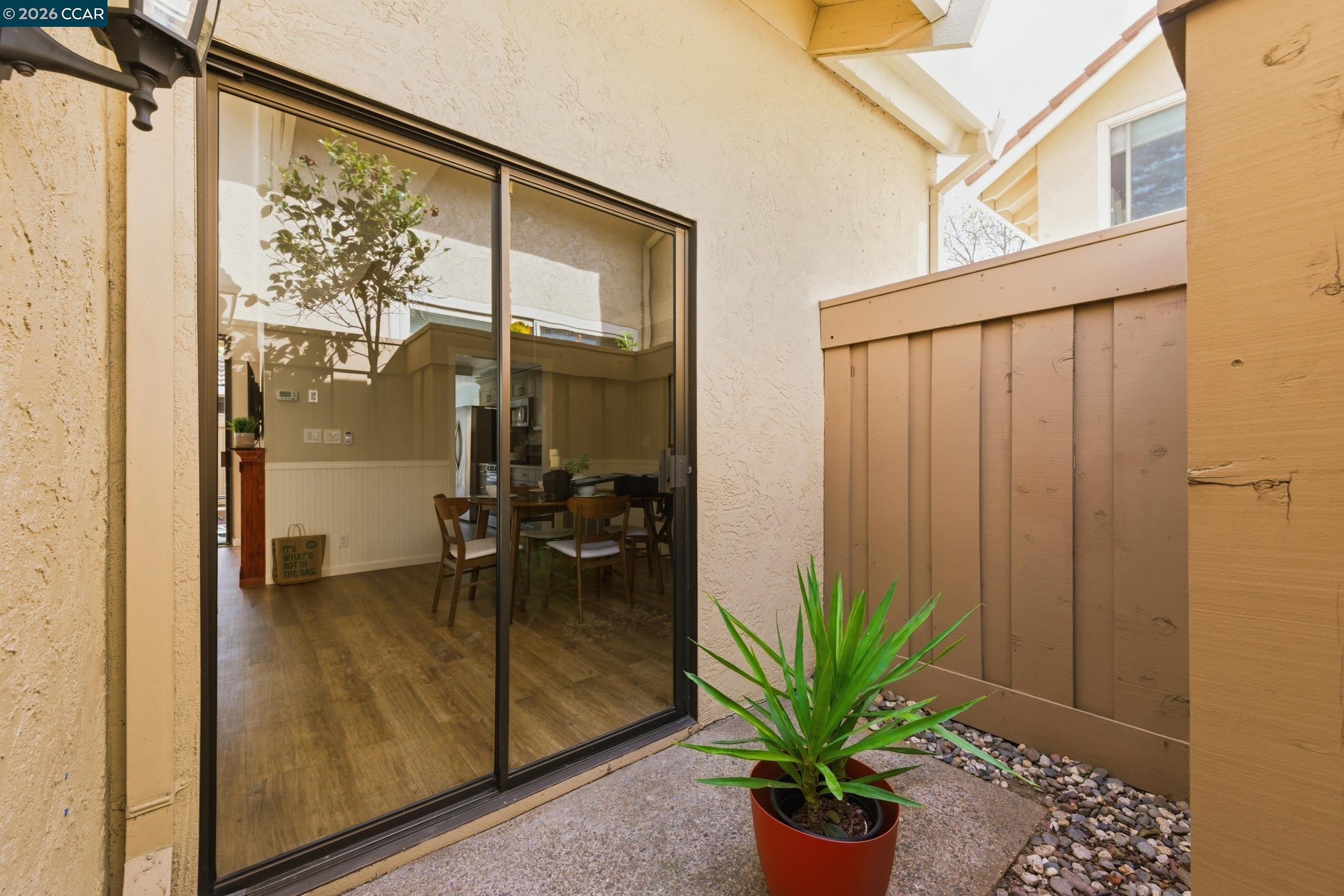 Photo #6: 41127400 Listing: Photo #6