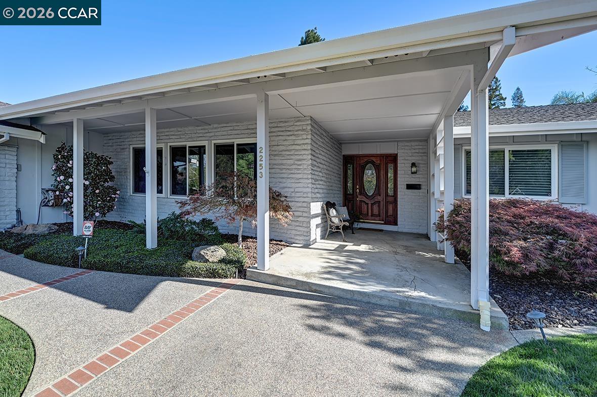 Detail Gallery Image 2 of 60 For 2253 Belford Dr, Walnut Creek,  CA 94598 - 4 Beds | 2 Baths