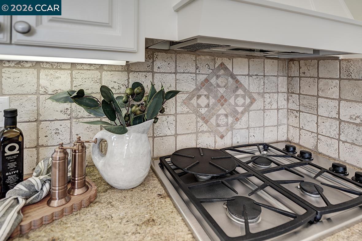 Detail Gallery Image 20 of 60 For 2253 Belford Dr, Walnut Creek,  CA 94598 - 4 Beds | 2 Baths