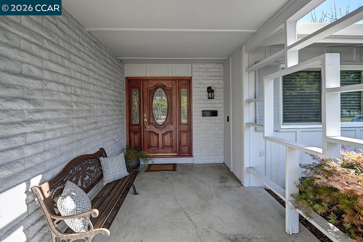 Detail Gallery Image 3 of 60 For 2253 Belford Dr, Walnut Creek,  CA 94598 - 4 Beds | 2 Baths