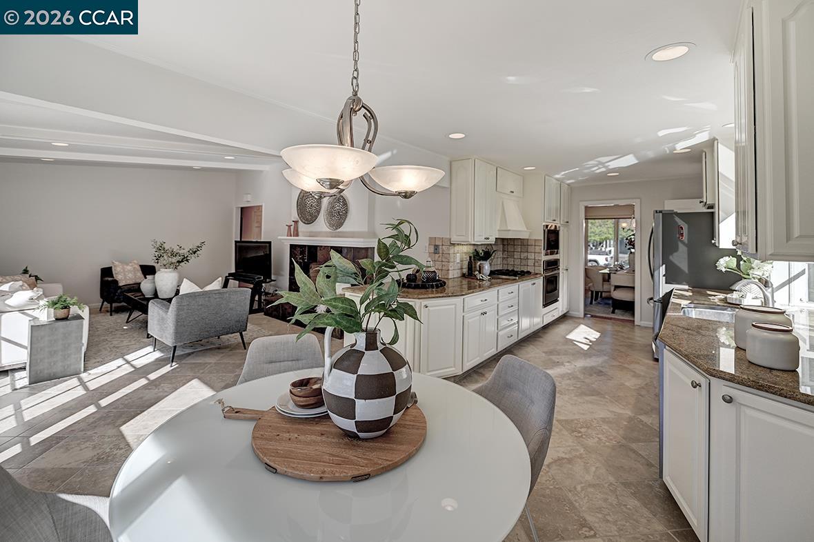 Detail Gallery Image 21 of 60 For 2253 Belford Dr, Walnut Creek,  CA 94598 - 4 Beds | 2 Baths