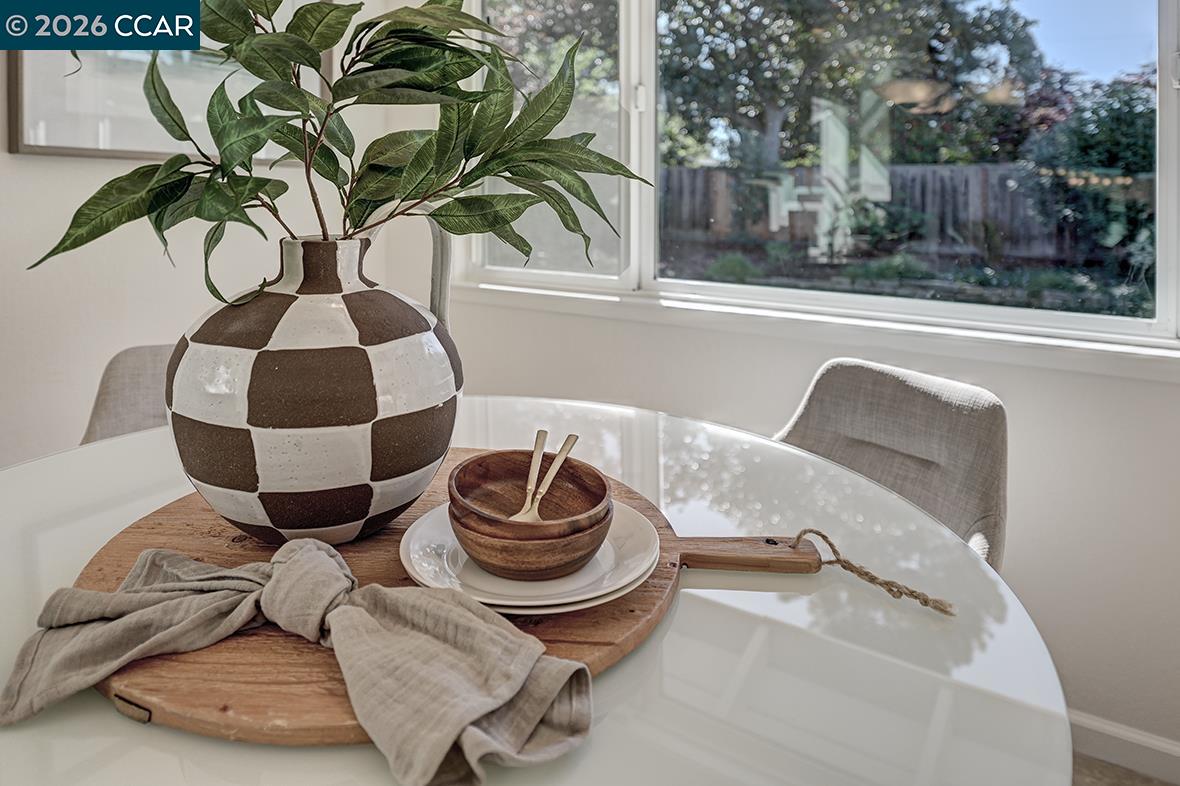 Detail Gallery Image 22 of 60 For 2253 Belford Dr, Walnut Creek,  CA 94598 - 4 Beds | 2 Baths