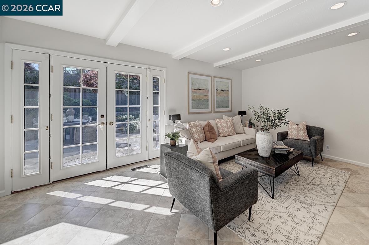 Detail Gallery Image 23 of 60 For 2253 Belford Dr, Walnut Creek,  CA 94598 - 4 Beds | 2 Baths