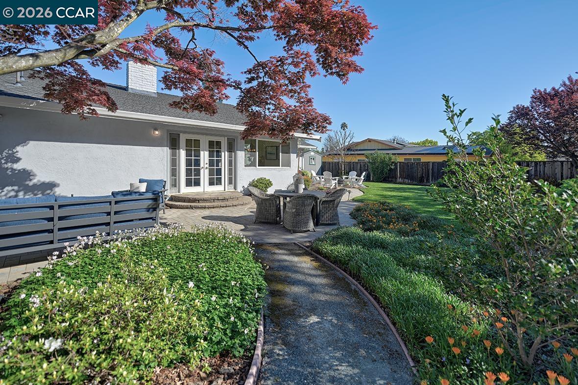 Detail Gallery Image 29 of 60 For 2253 Belford Dr, Walnut Creek,  CA 94598 - 4 Beds | 2 Baths