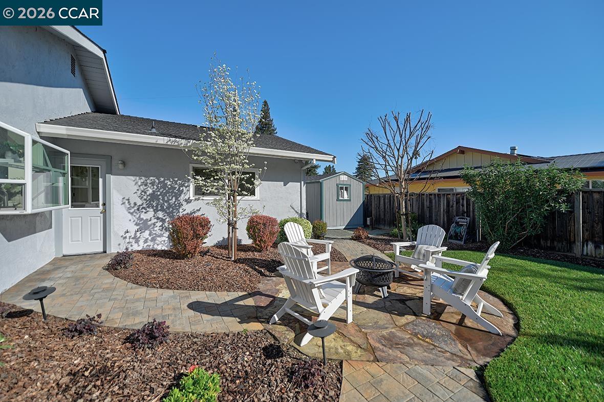 Detail Gallery Image 32 of 60 For 2253 Belford Dr, Walnut Creek,  CA 94598 - 4 Beds | 2 Baths