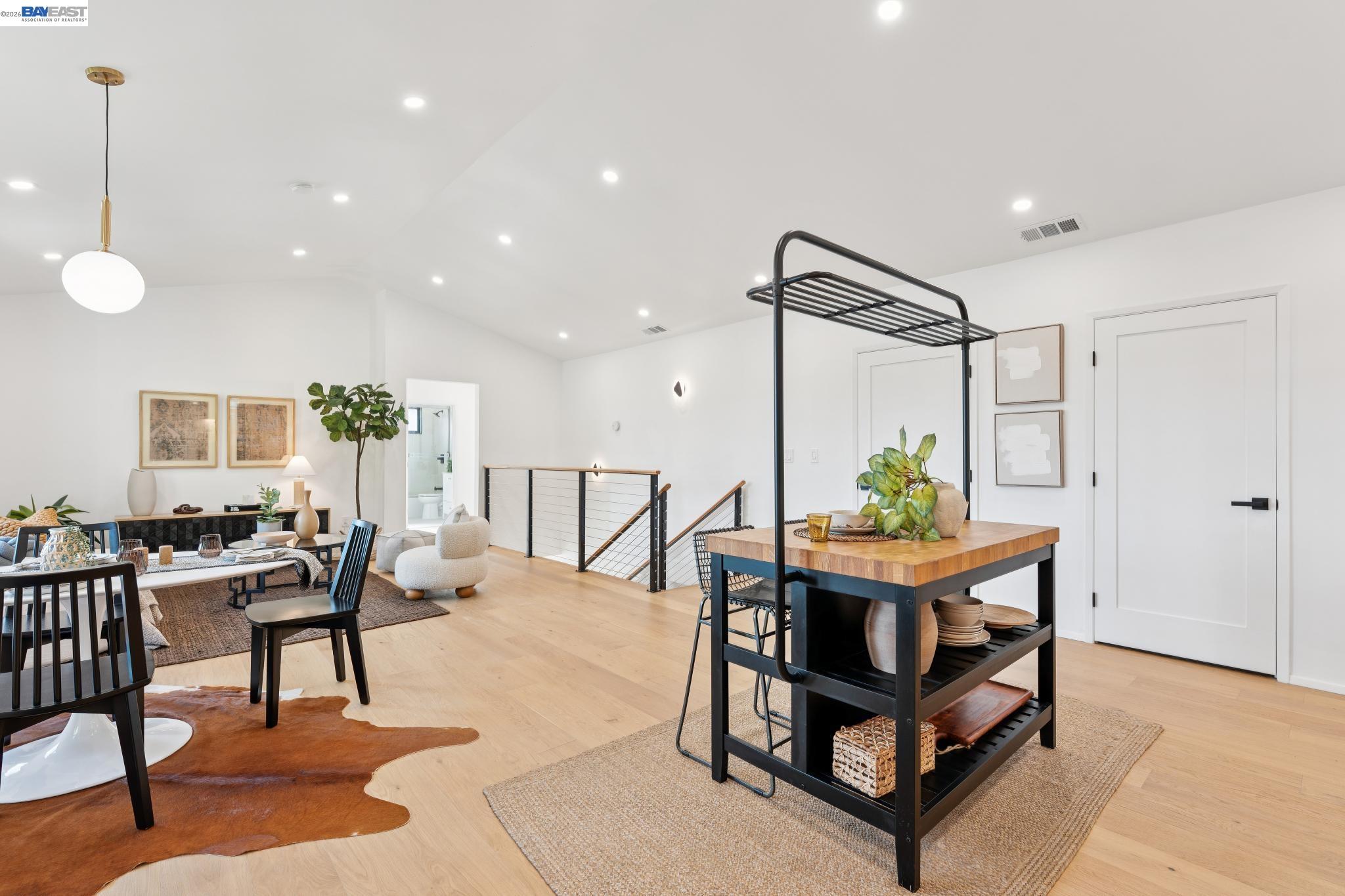 Detail Gallery Image 26 of 46 For 546 Weldon Ave, Oakland,  CA 94610 - 3 Beds | 3 Baths