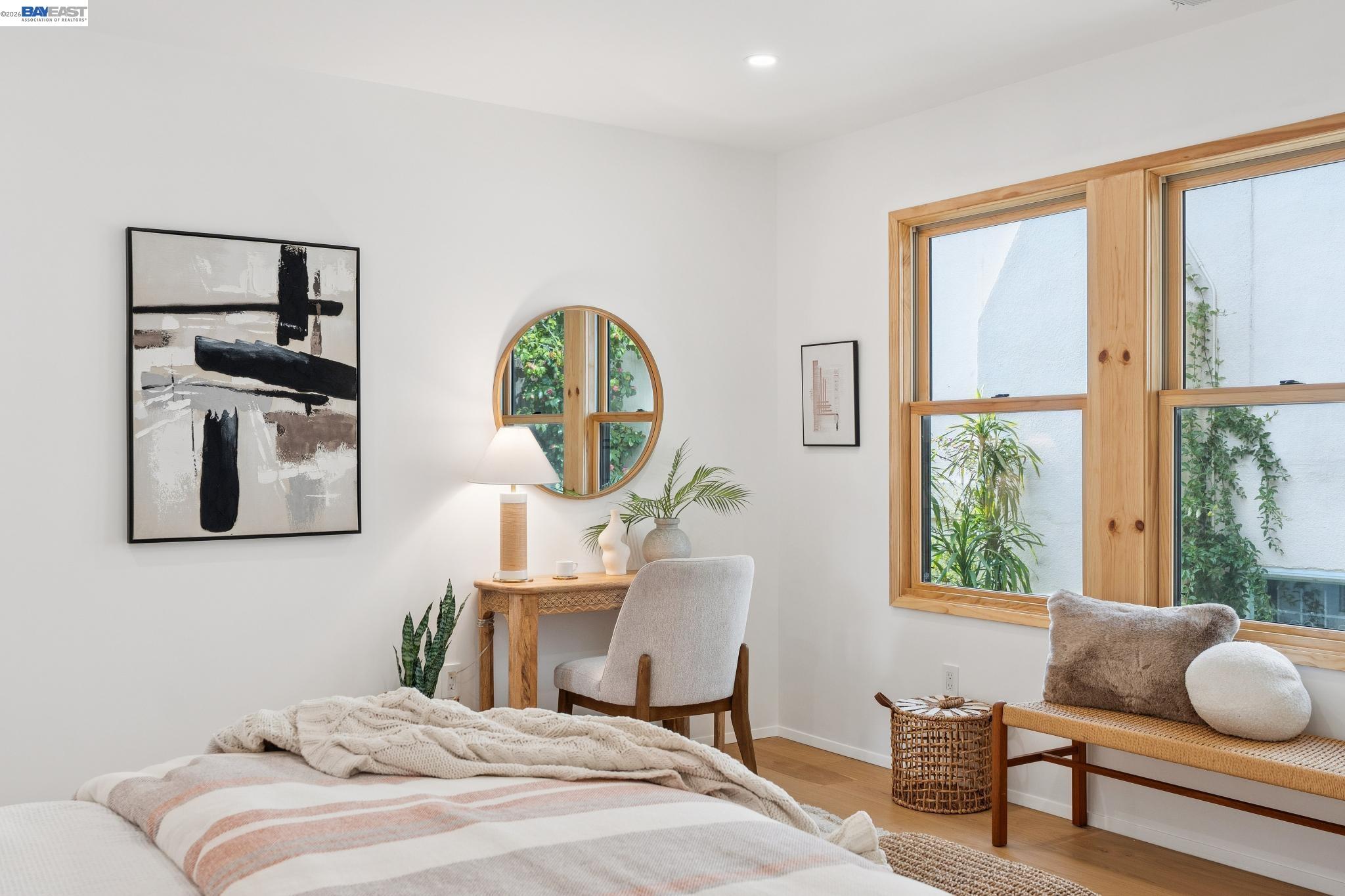 Detail Gallery Image 29 of 46 For 546 Weldon Ave, Oakland,  CA 94610 - 3 Beds | 3 Baths