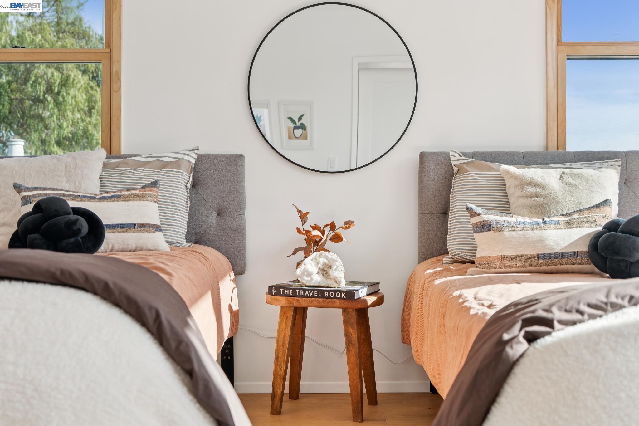 Detail Gallery Image 36 of 46 For 546 Weldon Ave, Oakland,  CA 94610 - 3 Beds | 3 Baths