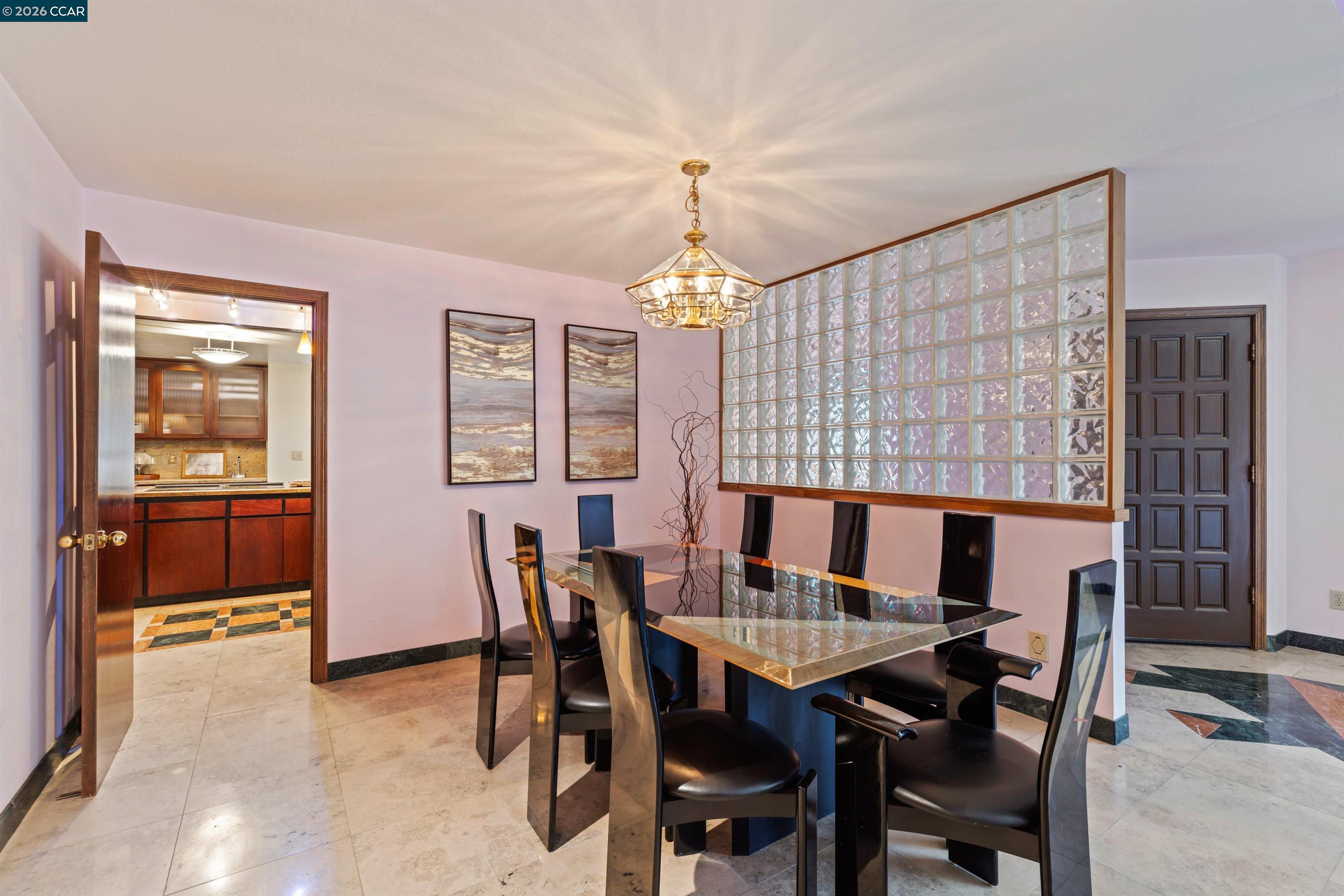 Detail Gallery Image 15 of 44 For 39 Mira Loma Rd, Orinda,  CA 94563 - 4 Beds | 3 Baths