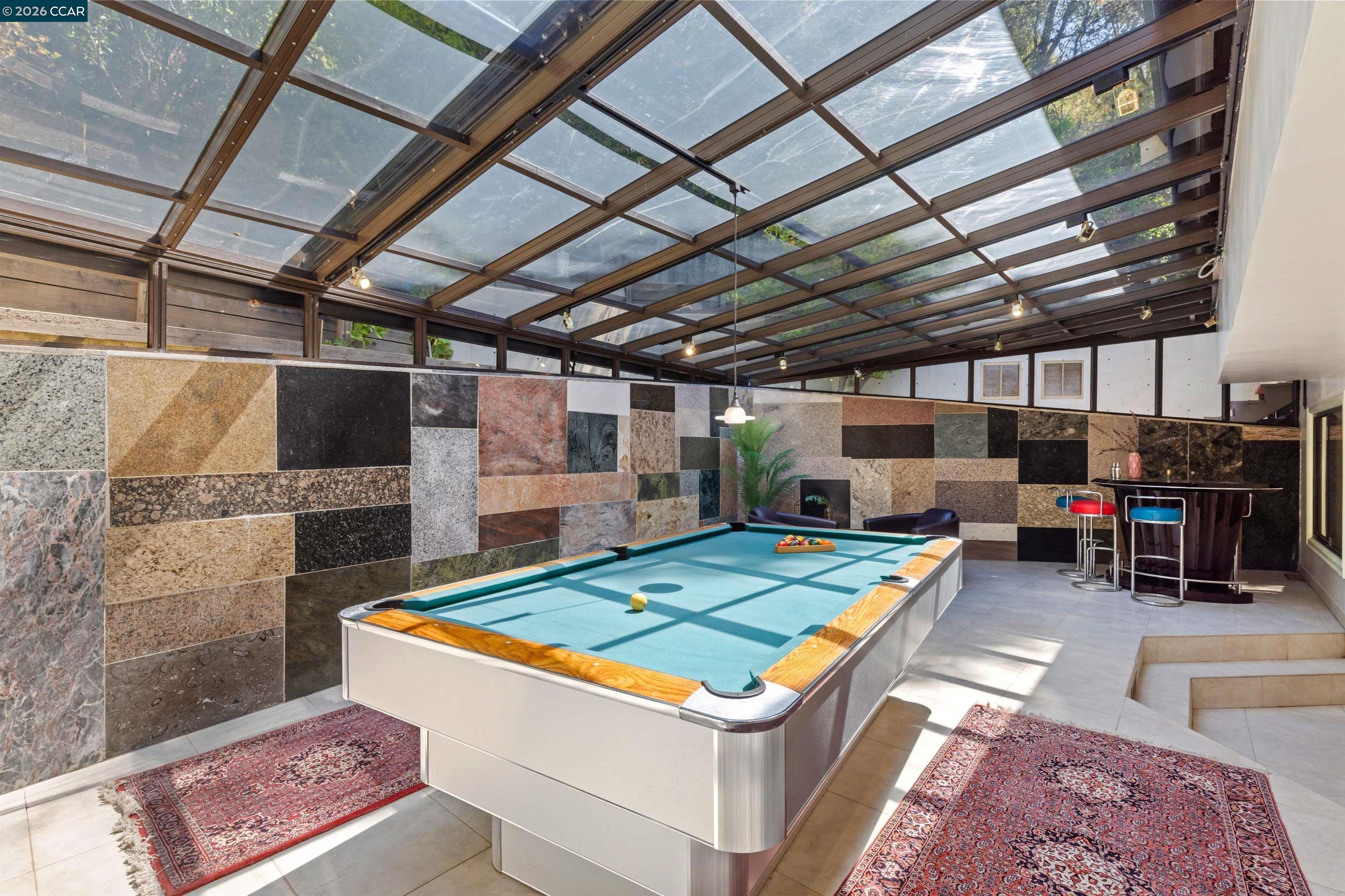 Detail Gallery Image 24 of 44 For 39 Mira Loma Rd, Orinda,  CA 94563 - 4 Beds | 3 Baths